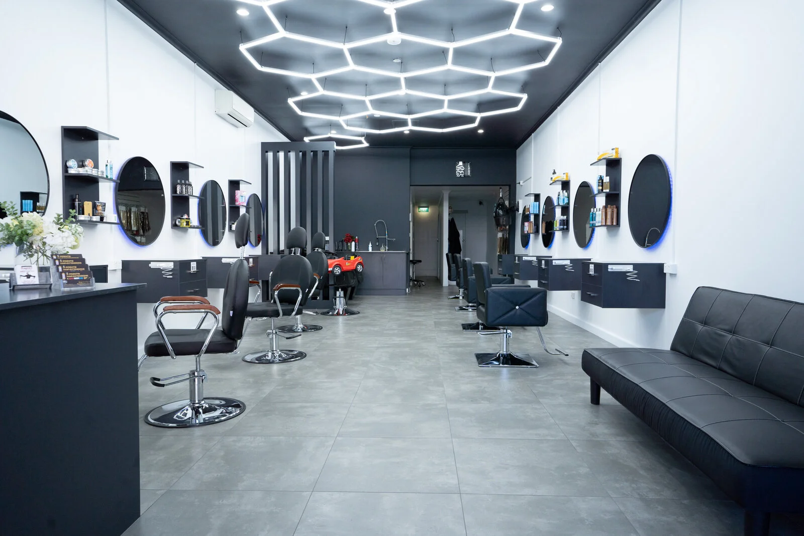 Women Haircut Expert Moonee Ponds Haircut Near Me — 3 points hair