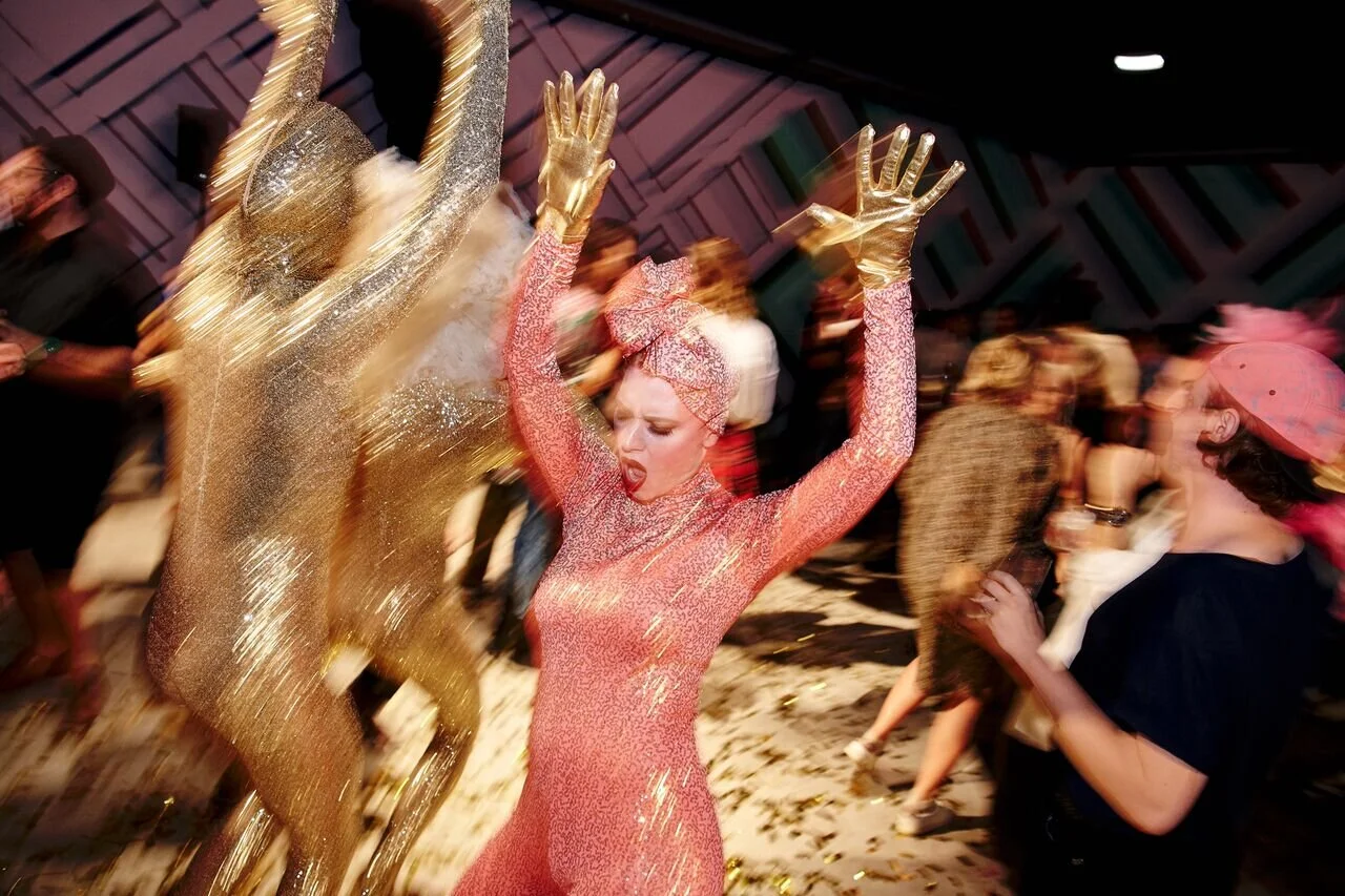 Artbank Opening Night_Finals_SimonShiff_0 131_WEB JPEG 72DPI sRGB 3500shortedge_preview.jpeg