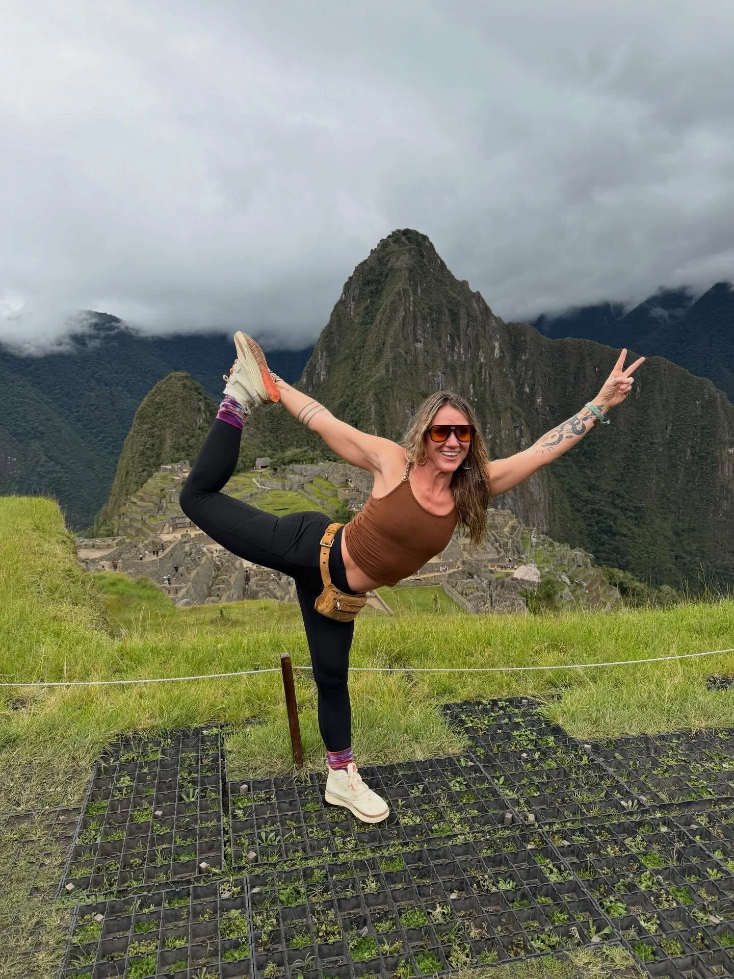 🌈Journey To Peru | Retreat 2026 🌈
w/ @hautebodhi @synergy.yoga 

Make life with life by doing more of what you love ❤️ 

This is how we feed the seed of life within ✨🌈✨and the secret to being the gift you were born to be. 

In Andean cosmology, li