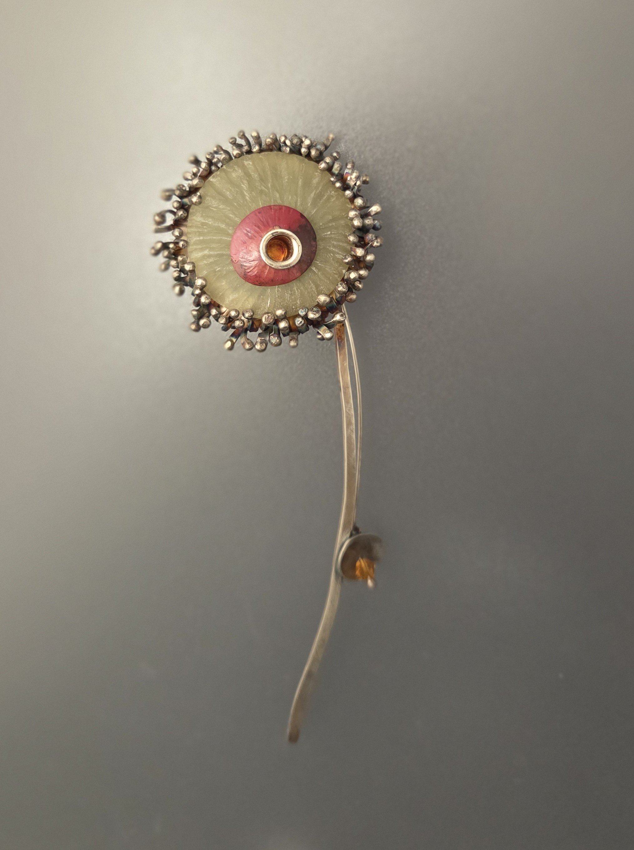 Dandelion pin 2.jpg
