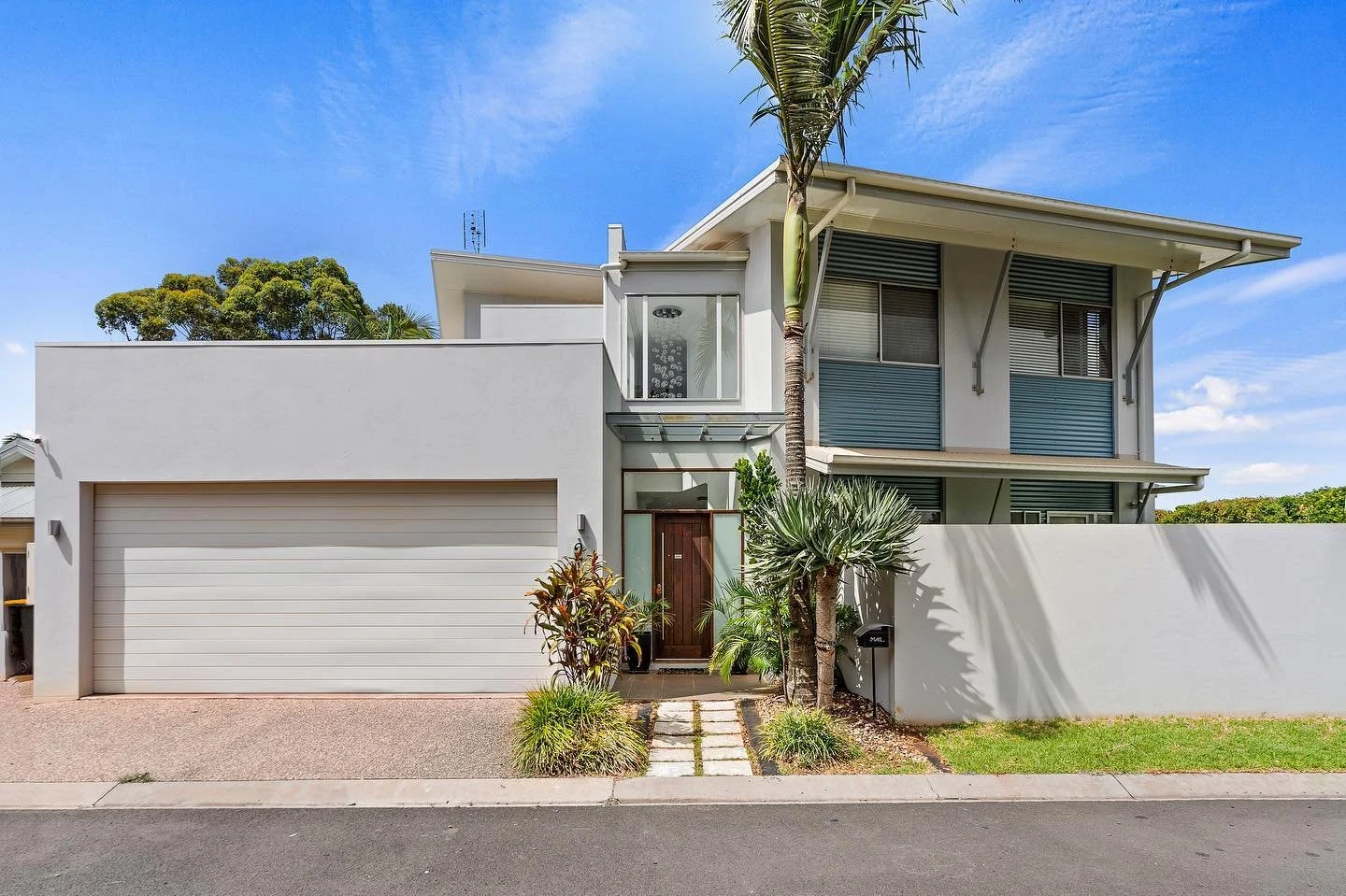 What a stunner! 🤩 @jess.jones.re #realestatephotography #propertyphotography #realestateexperts