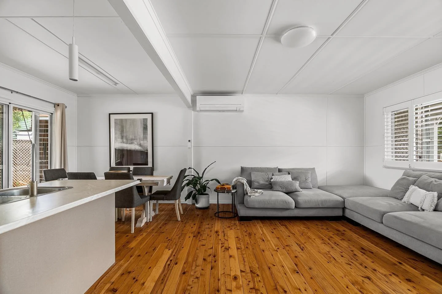 Love seeing an old@house given new life! #realestatephotography #toowoombaregion #toowoombaphotographer