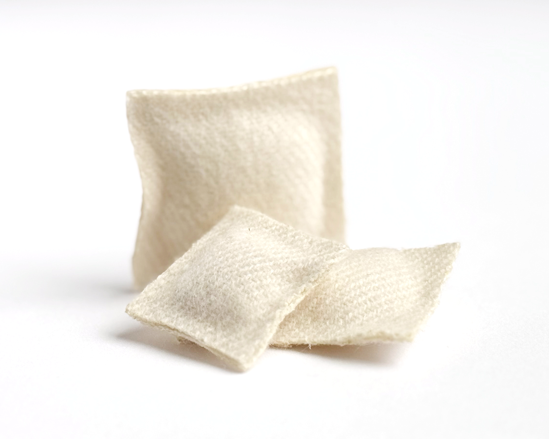 Set of 3 miniature dollhouse throw pillows in 1:12 scale. Handmade solid woven acrylic pillows in ivory.