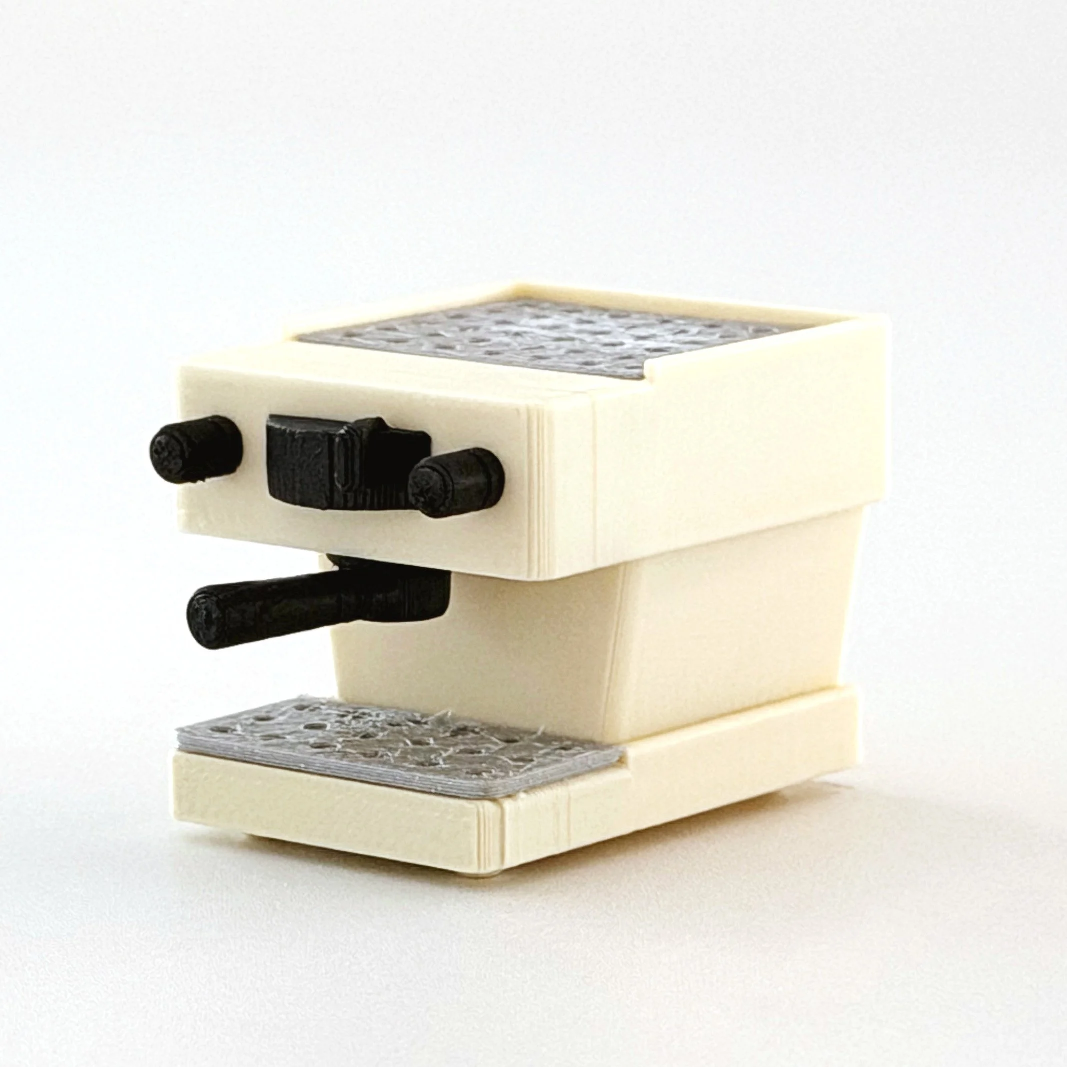 Dollhouse-Coffee-Maker-Ivory-2.jpg