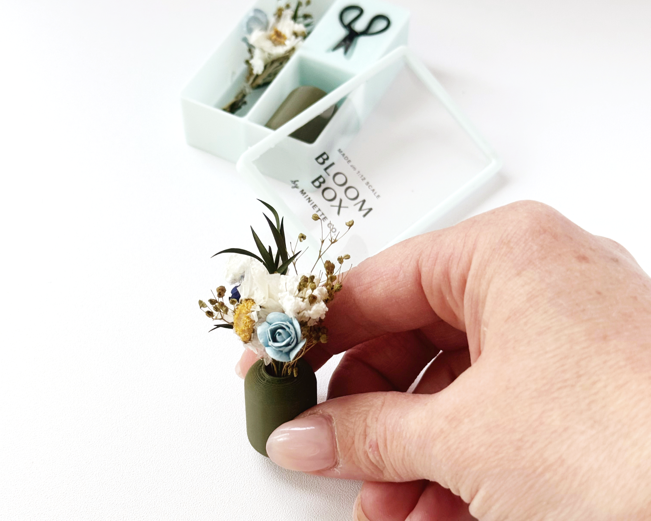 Miniature-Flowers-Blue-11.png