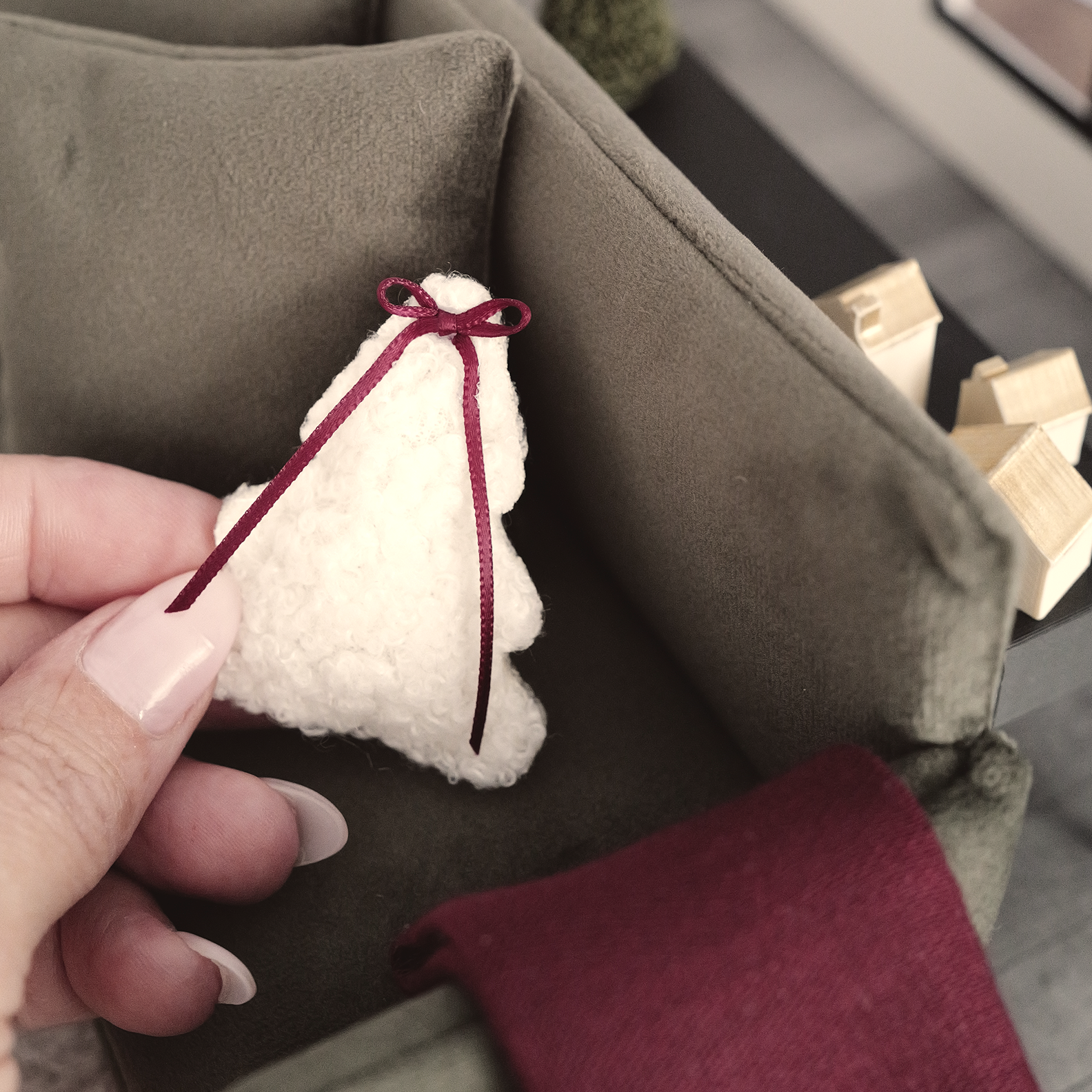 Miniature-Tree-Pillow-5.png