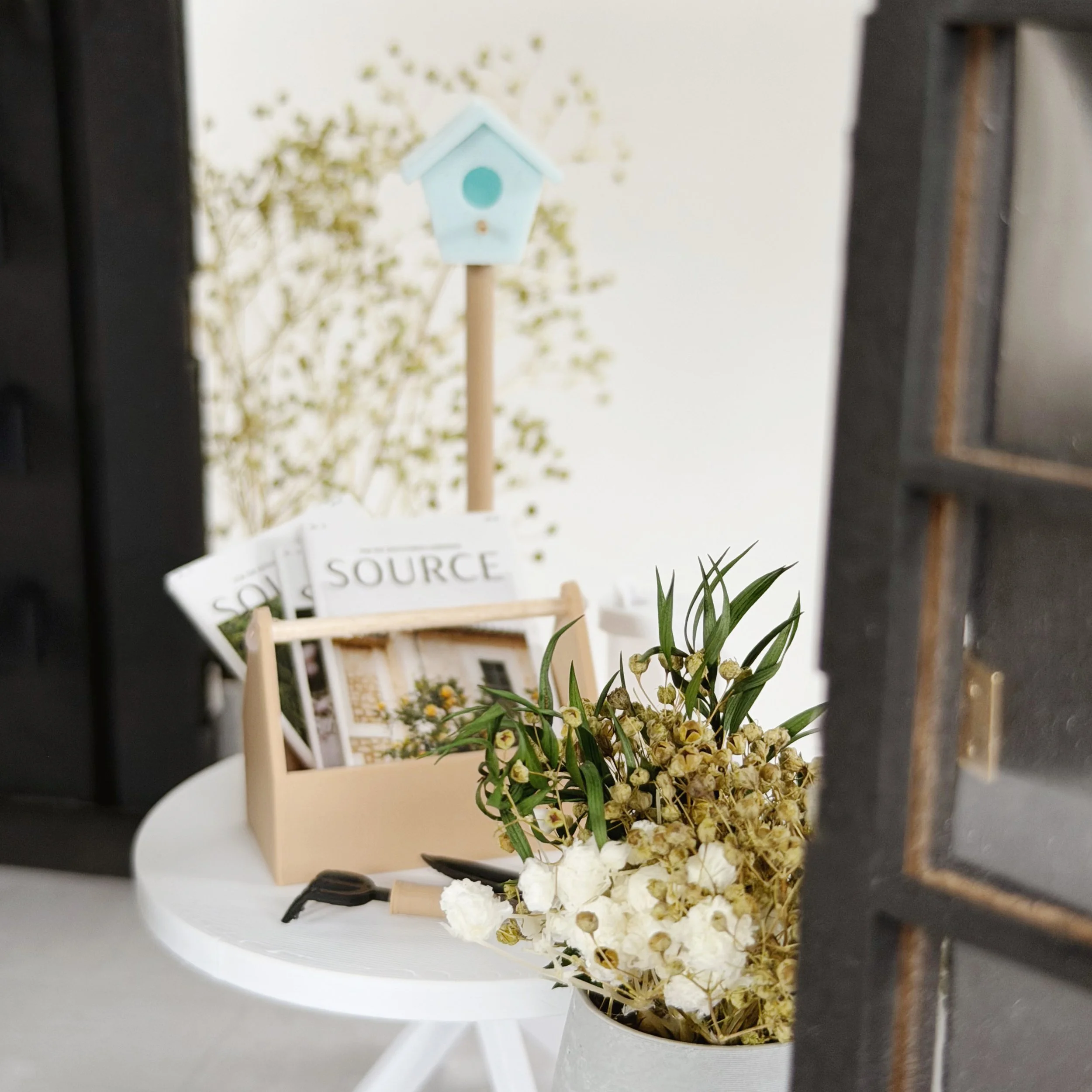 miniature outdoor decor for dollhouse yard scene