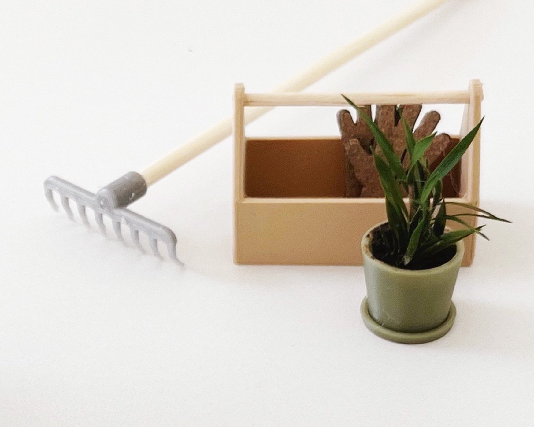 Miniature-Garden-Tools-18.jpg