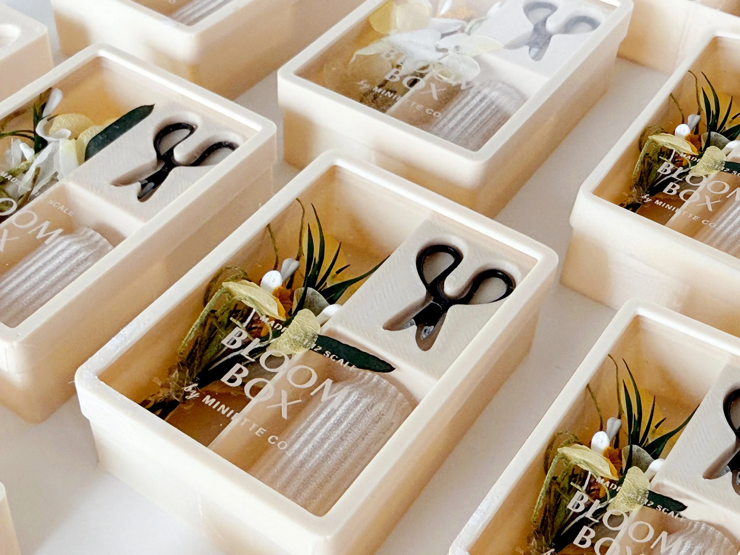 Bloom Box – Spring Yellow Floral Miniature Gift Box