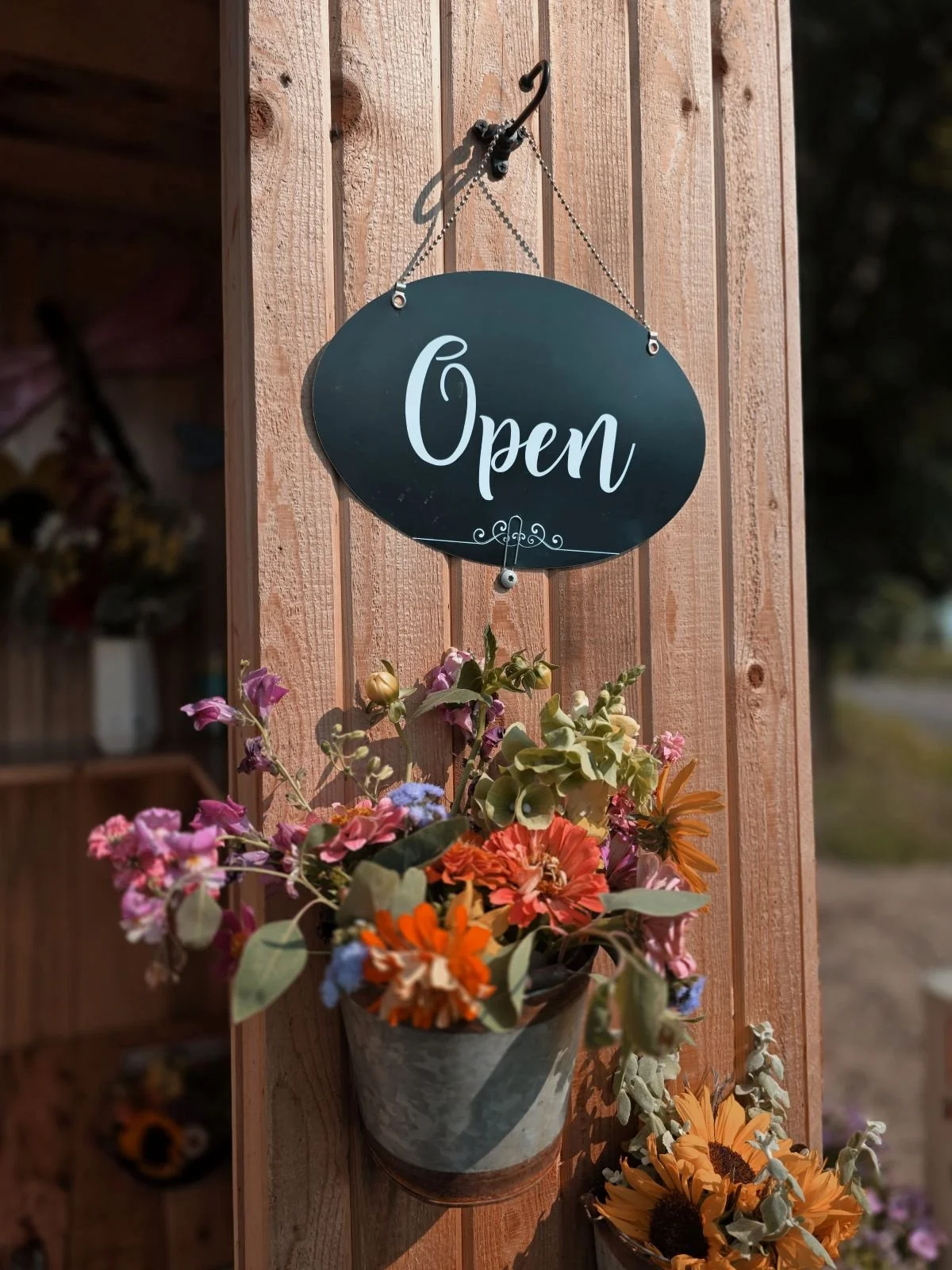 roadside_stand_flowers_shipshewana.jpg
