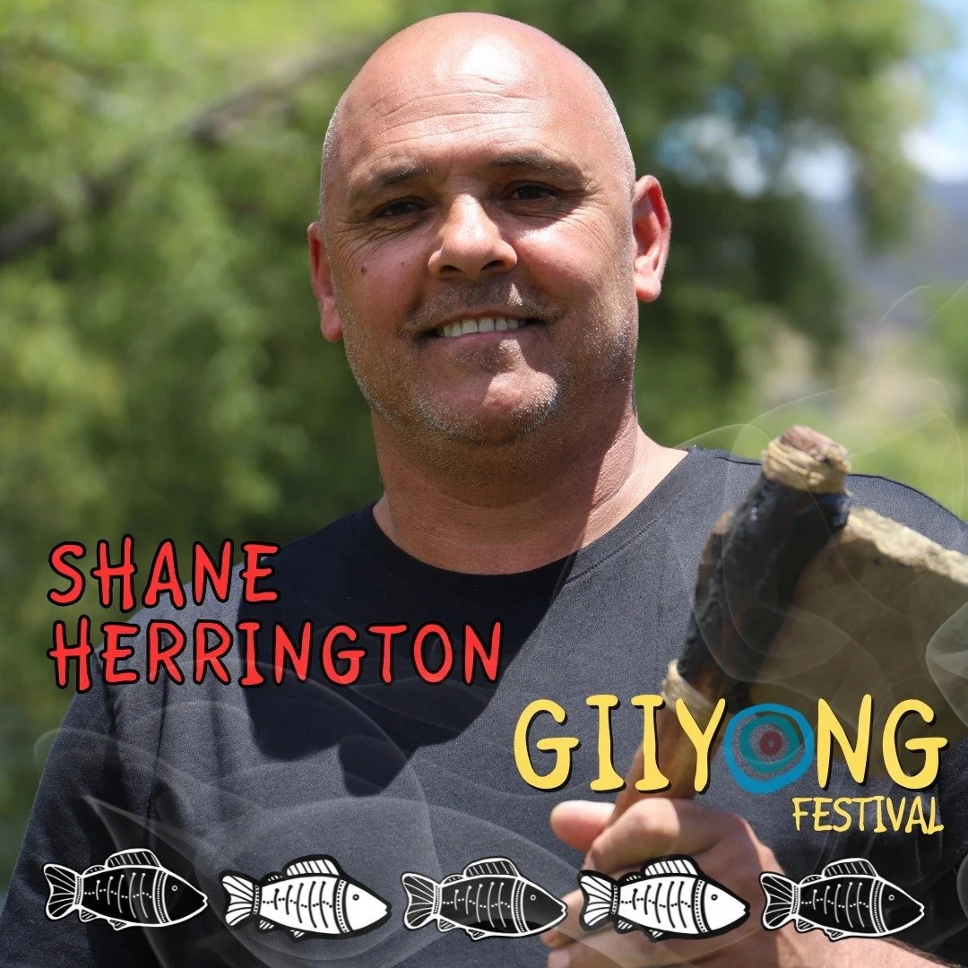 🏆✨ Shane Herrington &ndash; Wolgalu Footprints ✨🏆

Proud Wolgalu Wiradjuri man Shane Herrington is an award-winning artist and cultural educator. Coming back for his 3rd Giiyong Festival, Shane will be running a stone tools workshop during the day 