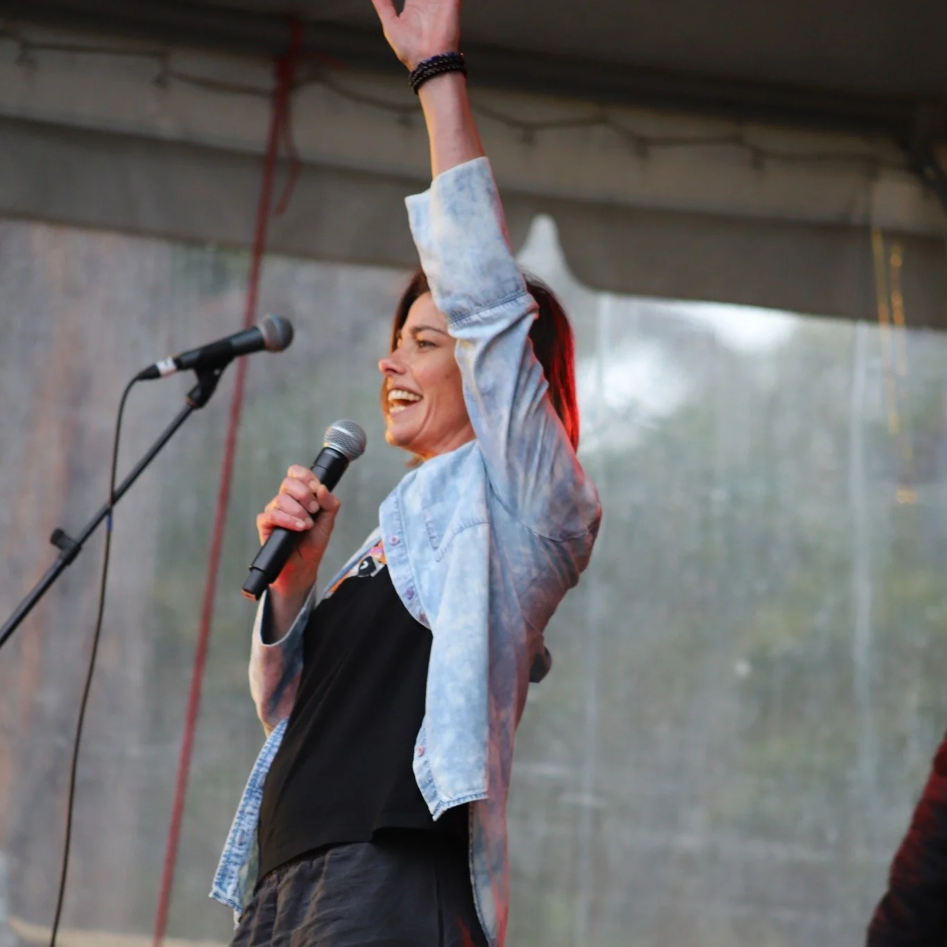 Hey! It's your Aunty Tiffaaaneh!

Thanks to Brooke Satchwell for bringing a little bit of Tiffany to Giiyong Festival 2025 and for being a strong advocate for the importance of story telling.

Pictured here with @shiraleehood 

#justiceforAuntyTiffaa