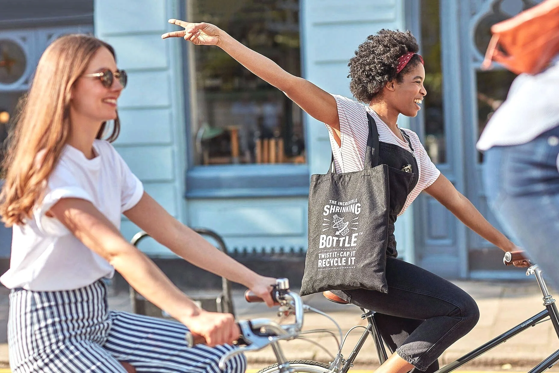 London lifestyle photographer shooting active women cycling urban environment