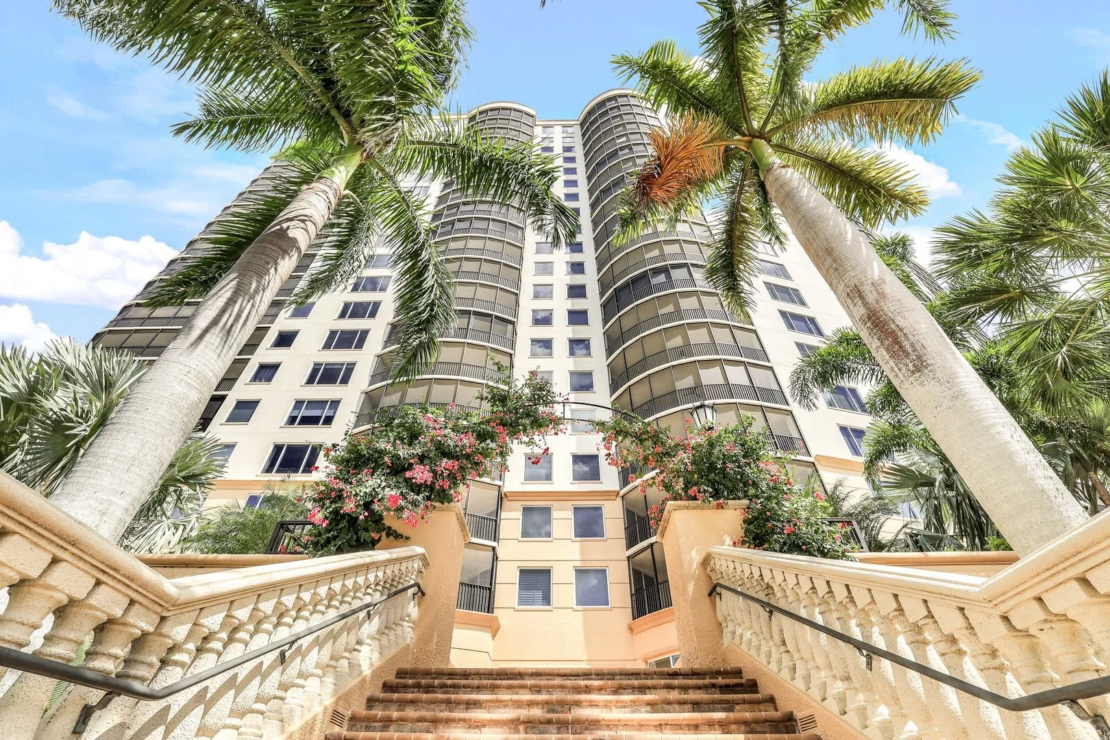 1050 Borghese Ln #206, Naples, FL 34114 (4).jpg
