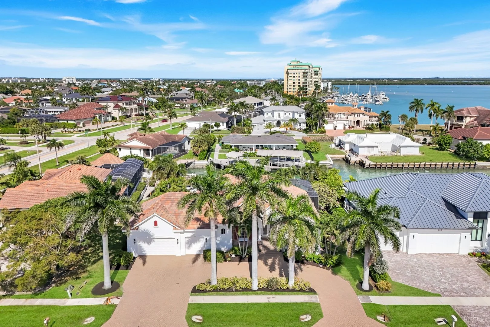 864 Magnolia Ct, Marco Island, FL 34145 (3).jpg