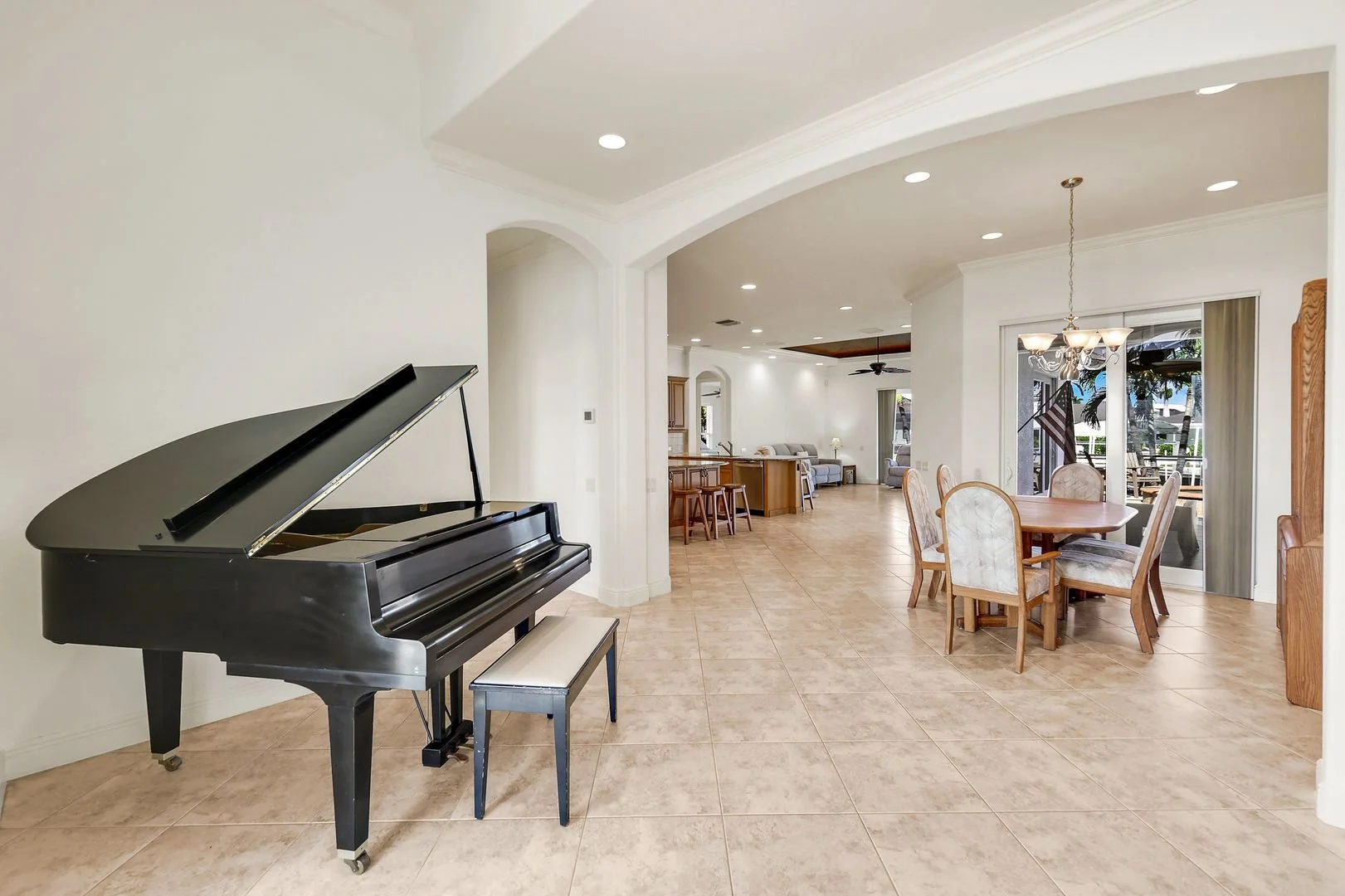 864 Magnolia Ct, Marco Island, FL 34145 (8).jpg