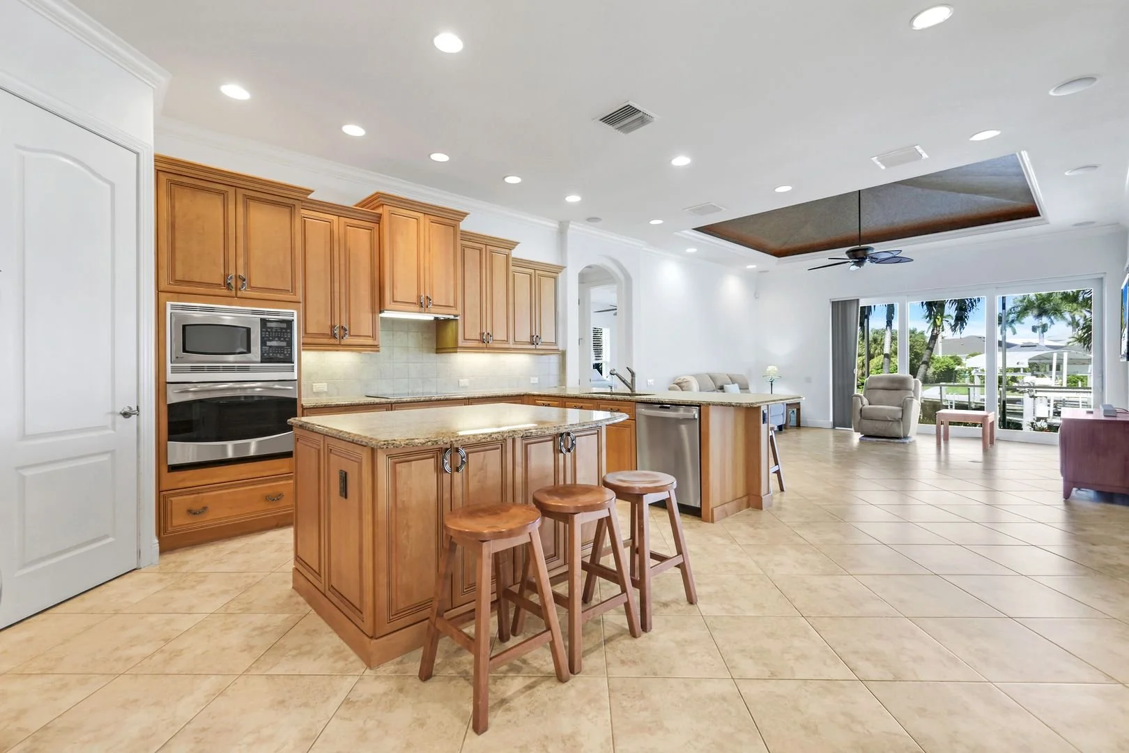864 Magnolia Ct, Marco Island, FL 34145 (15).jpg