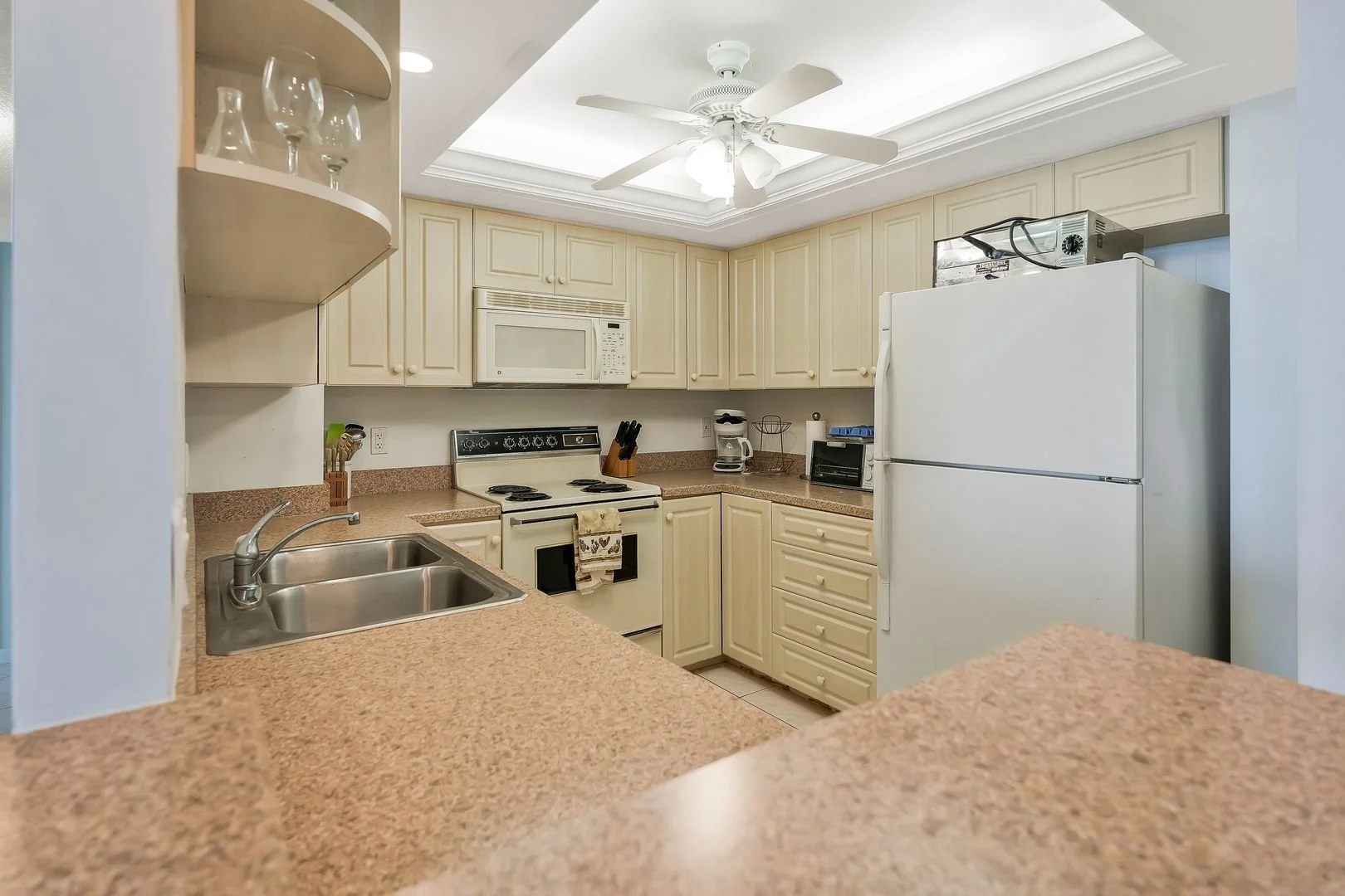 380 Seaview Ct #1910, Marco Island, FL 34145 (9).jpg