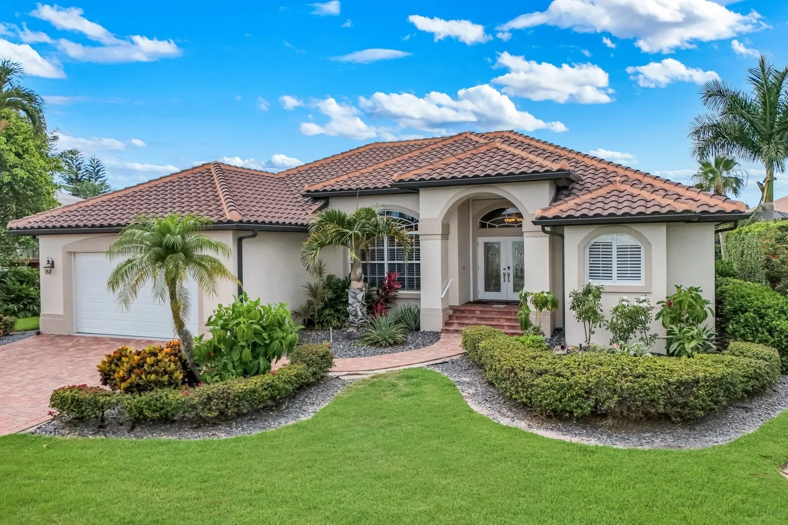 1771 Hummingbird Ct, Marco Island, FL 34145 (48).jpg