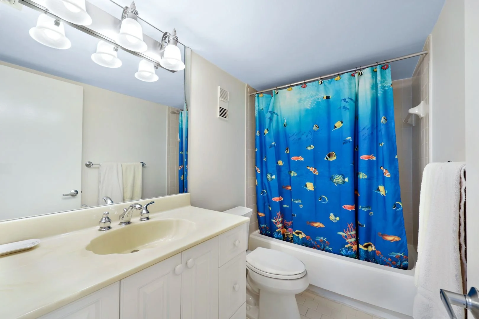320 Seaview Ct #307, Marco Island, FL 34145 (20).jpg