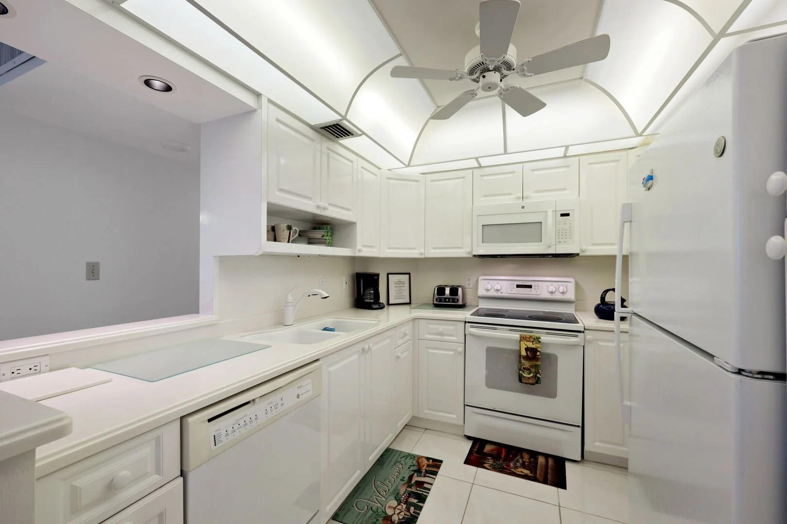 320 Seaview Ct #307, Marco Island, FL 34145 (7).jpg