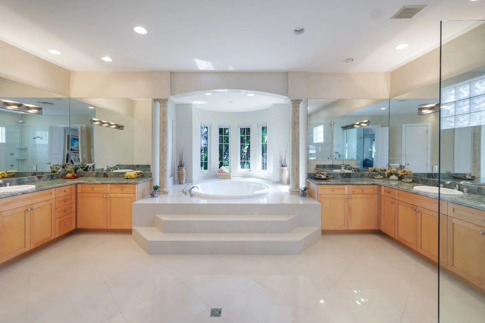1658 McIlvaine Ct, Marco Island, FL 34145 (39).jpg