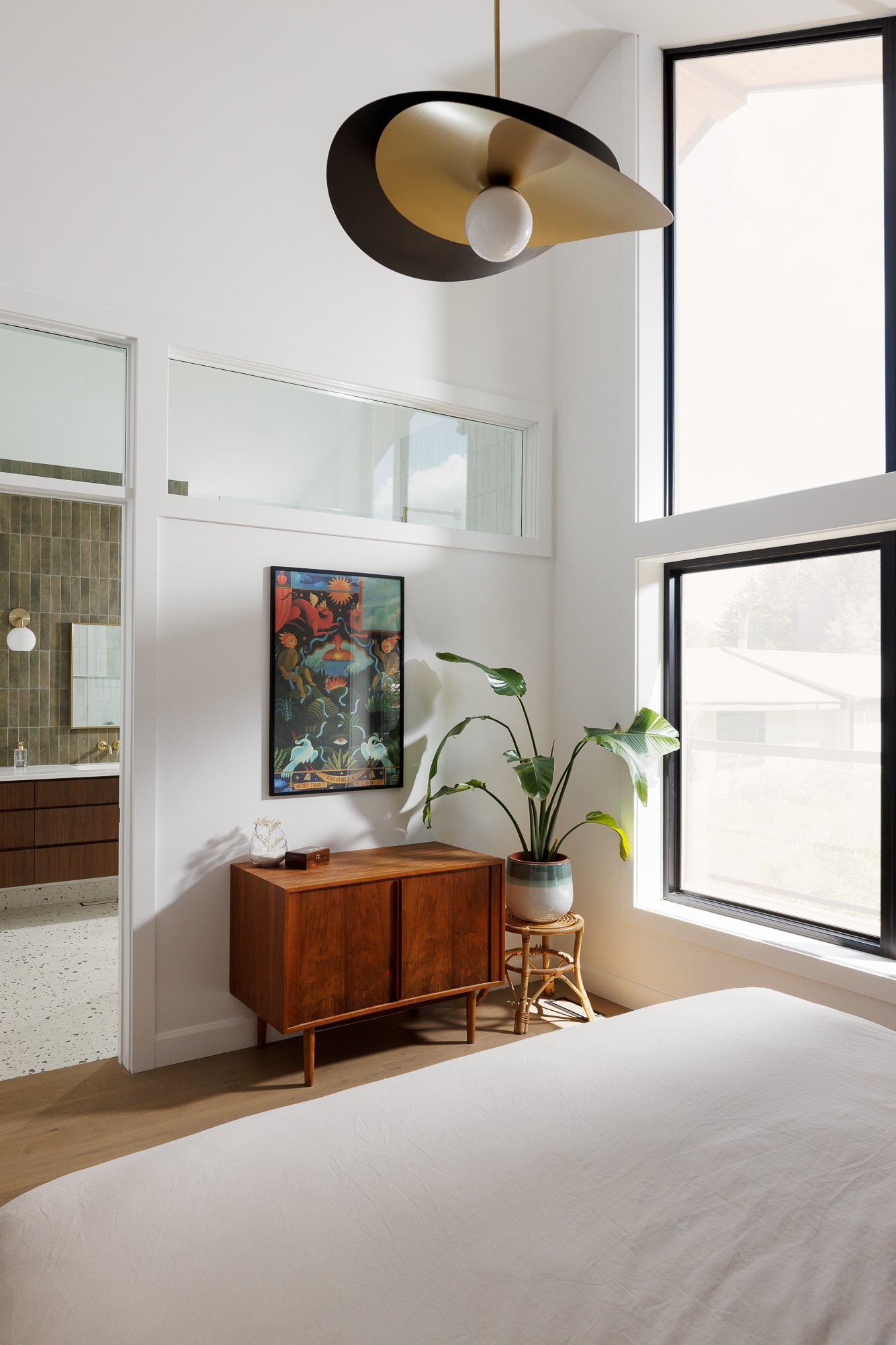 4-152 Richmond St-2A4A1302-Edit.jpg