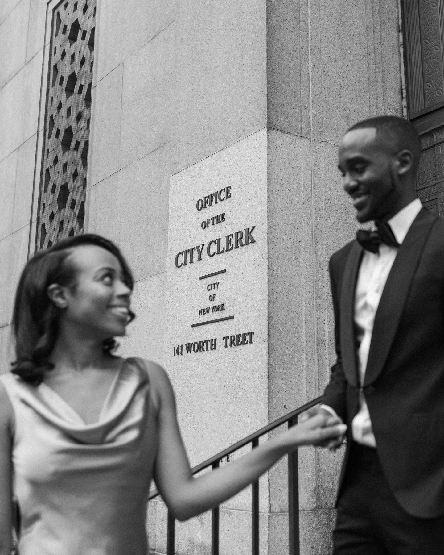 City Hall has seen a million love stories, and somehow each one feels brand new through the lens 💍