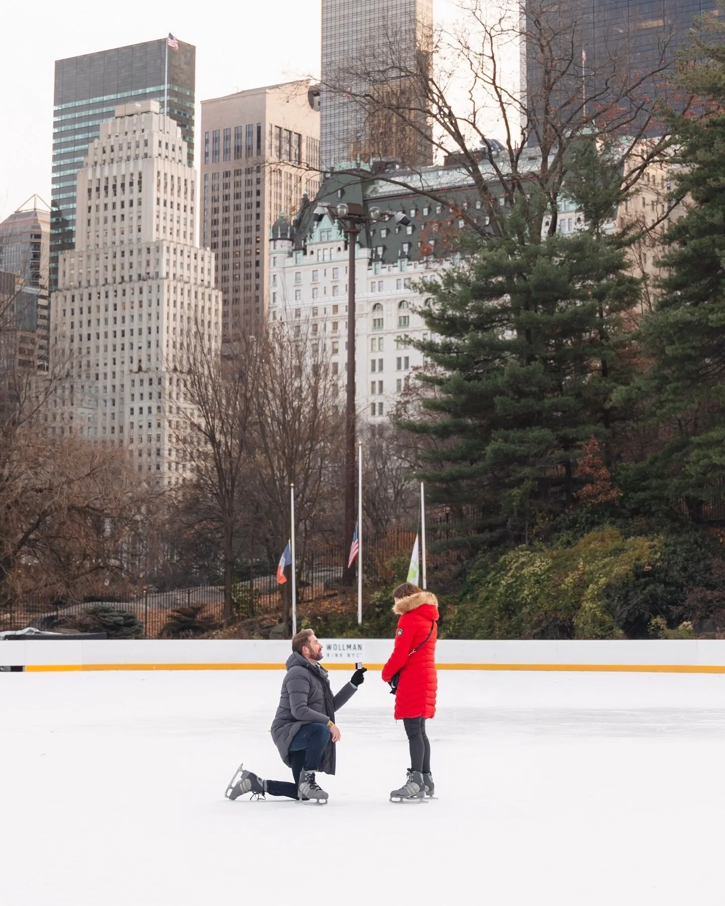 Skate into forever ❄️💍

📍- @wollmanrinknyc