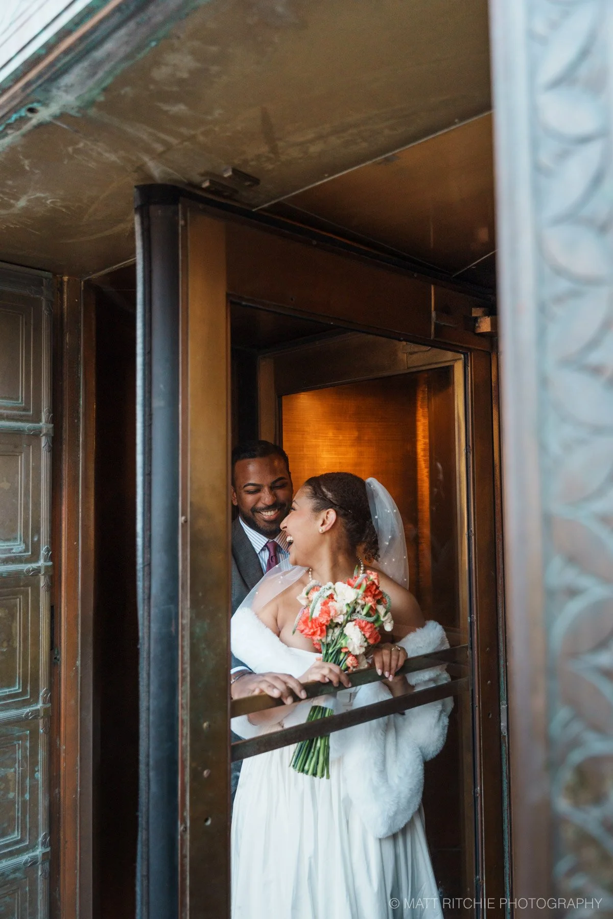 Manhattan-City-Hall-Marriage-Revolving-Doors.jpg