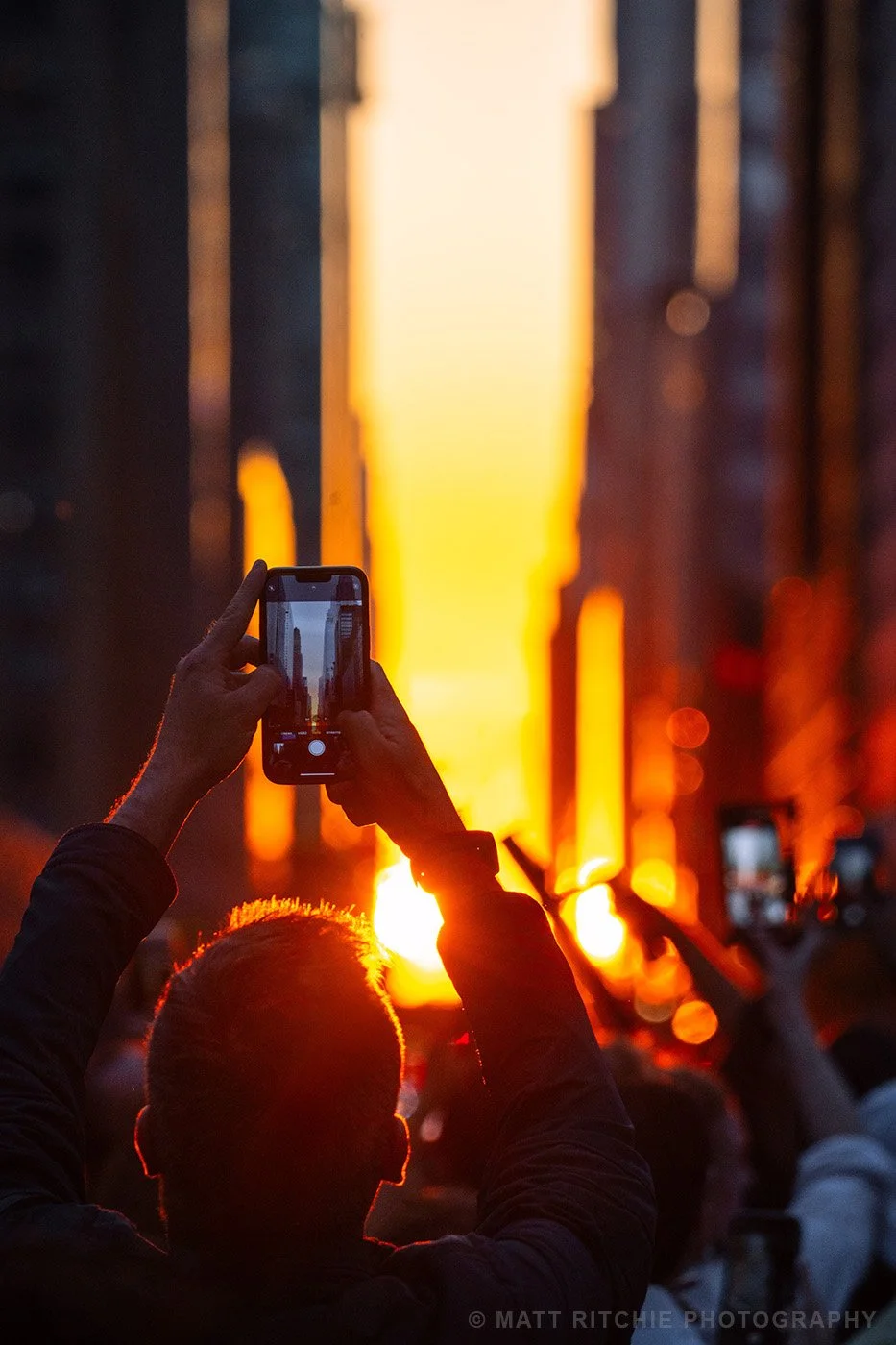 manhattanhenge-nyc-sunset-iphone.jpg