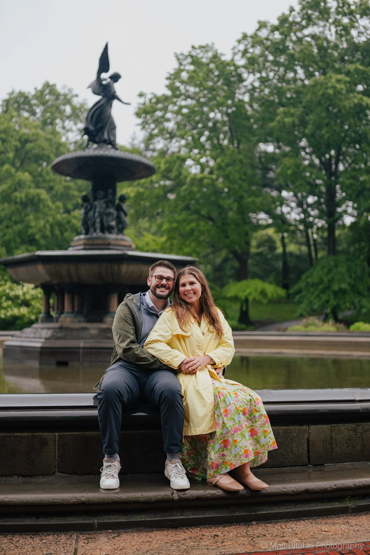 Central-Park-Engagement-Couple-MRP06525.jpg