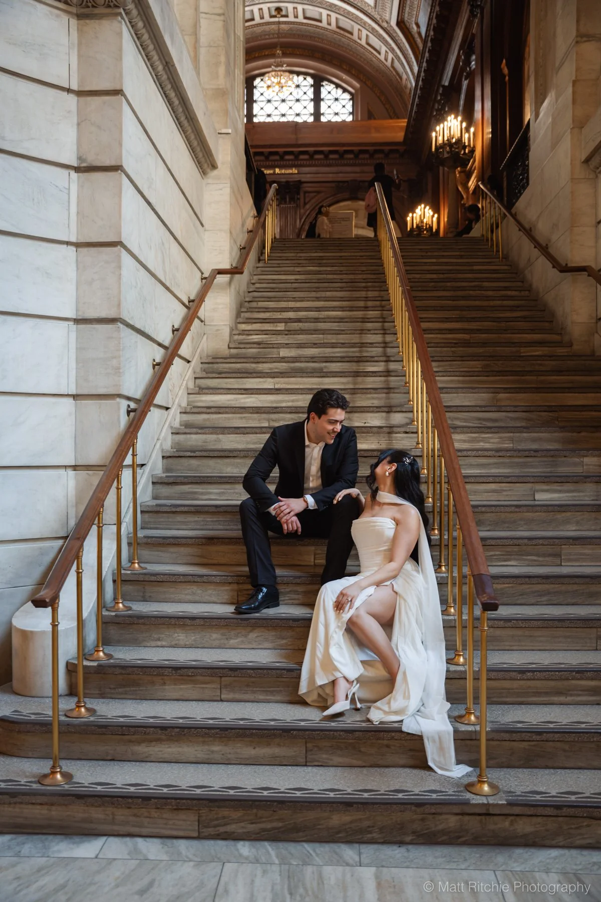New-York-Public-Library-Engagement-Couple-MRP09301.jpg