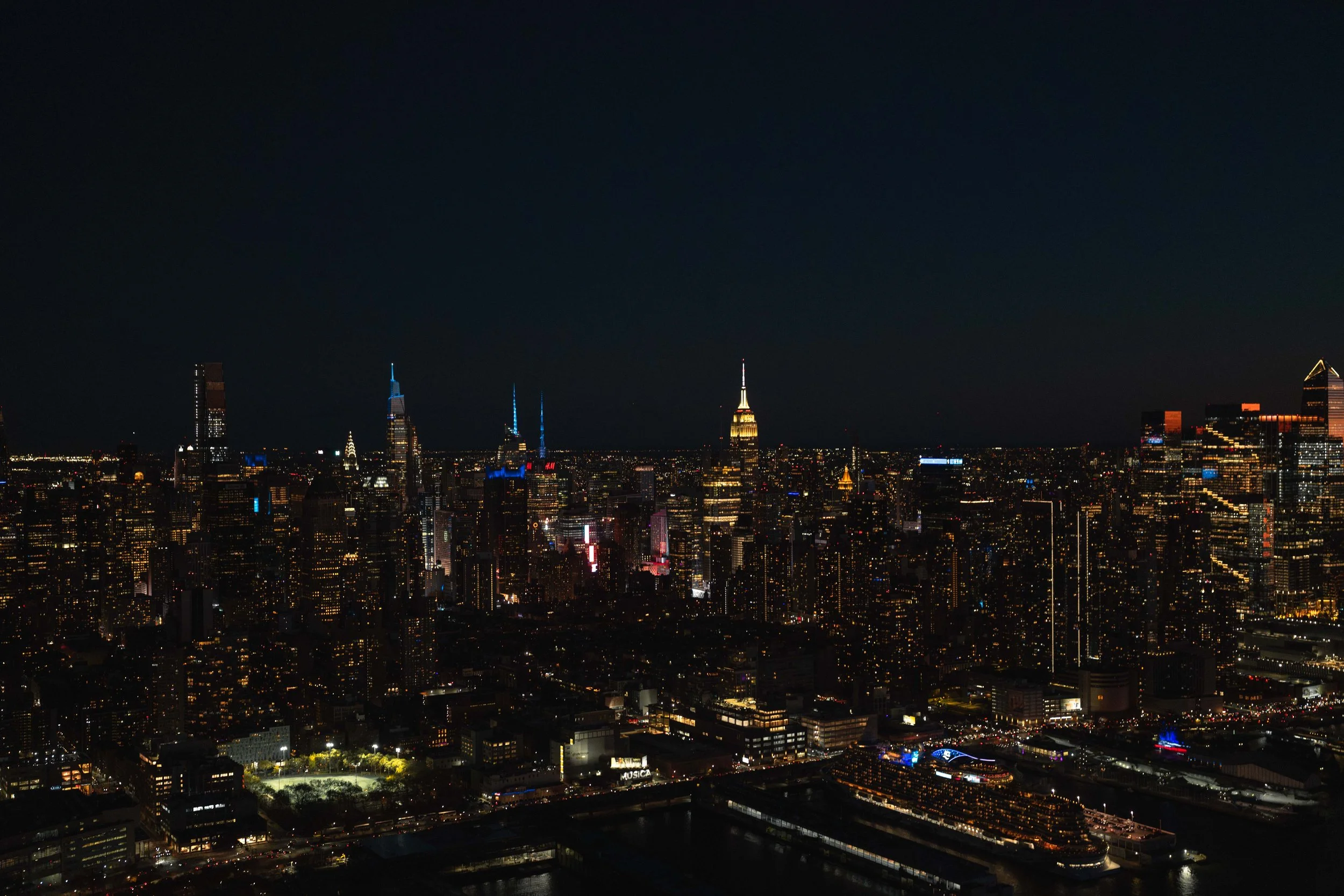 HeliNY helicopter engagement photography by Matt Ritchie