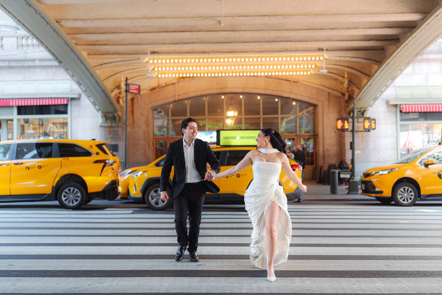 New-York-Public-Library-Engagement-Couple-MRP00460.jpg