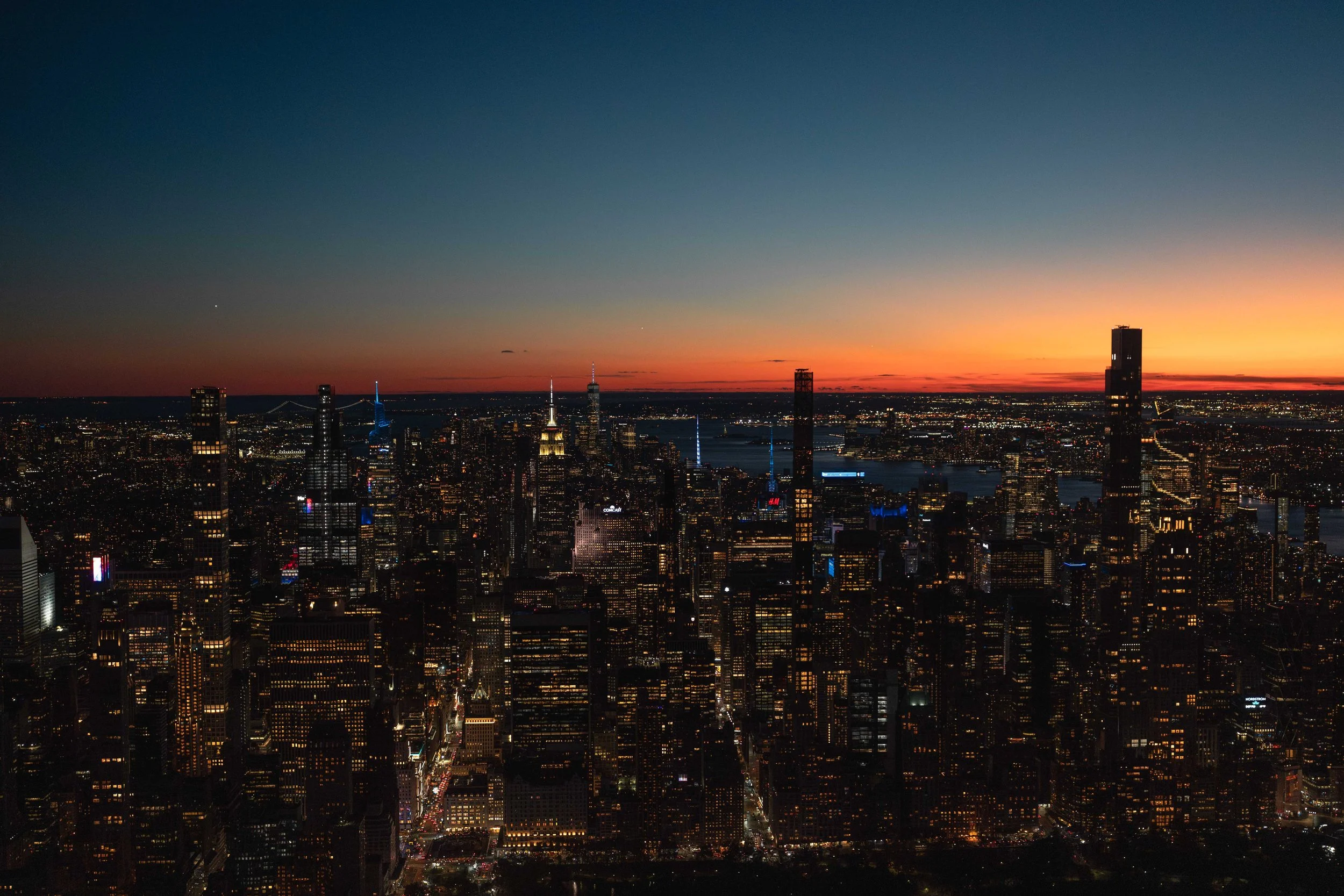 HeliNY helicopter engagement photography by Matt Ritchie