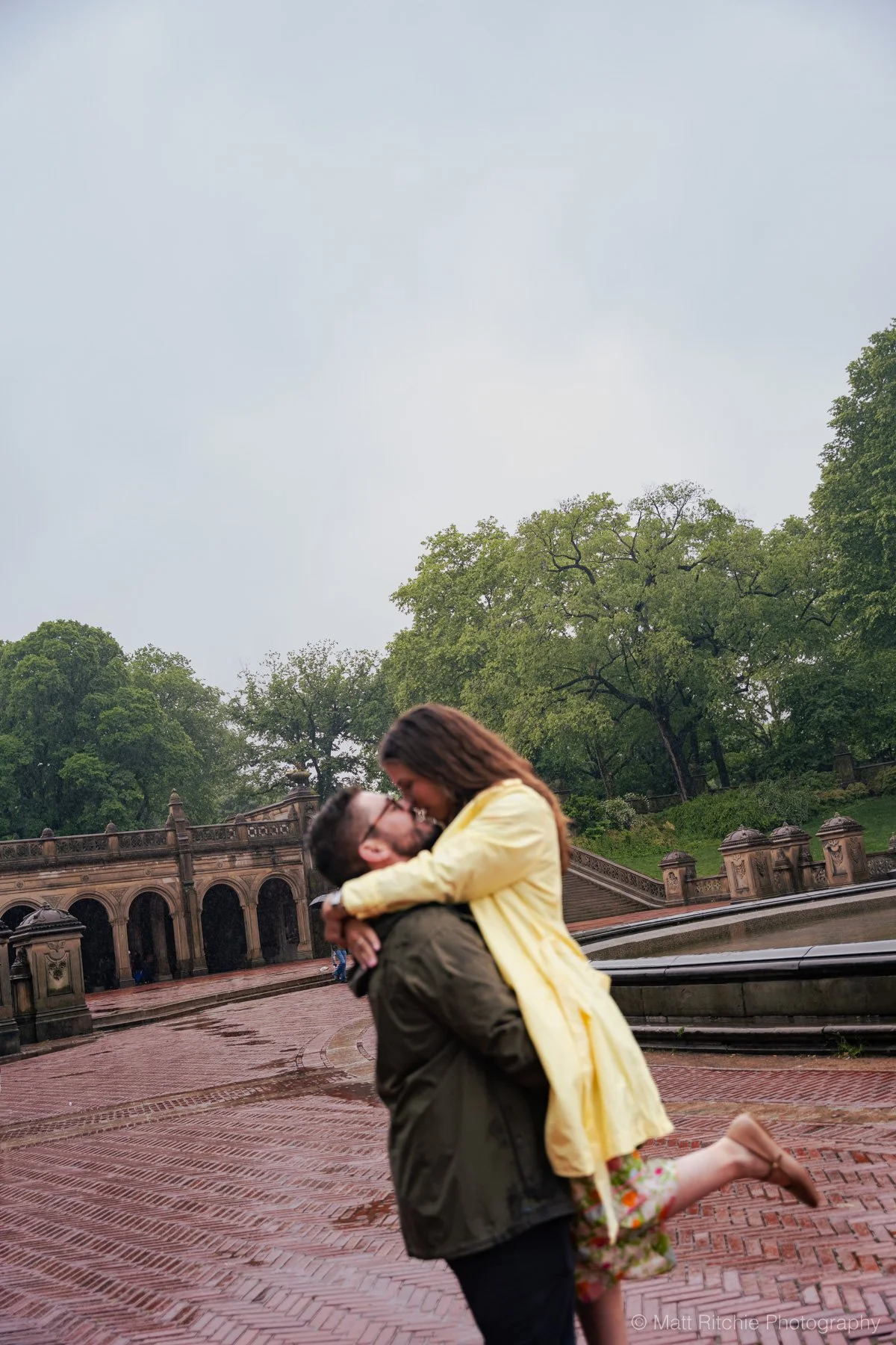 Central-Park-Engagement-Couple-MRP00189.jpg