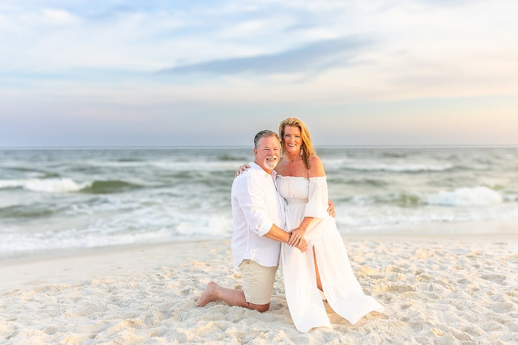 Pretty people on a pretty beach

#gulfshores #gulfshoresphotographer #orangebeachphotographer #pensacolaphotographer #beautifulphoto #beachphotoshoot #beachfamilyphotos #photootheday #familylife #familytime #familyphotography #famillifestyle #beachph