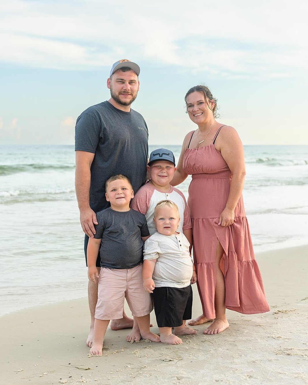 Cuteness overload! These boys had such a little rascals vibe . And I loved it! 

Bring me all your little rascals! We&rsquo;ll have some fun on the beach! 

#gulfshores #gulfshoresphotographer #orangebeachphotographer #pensacolaphotographer #beautifu