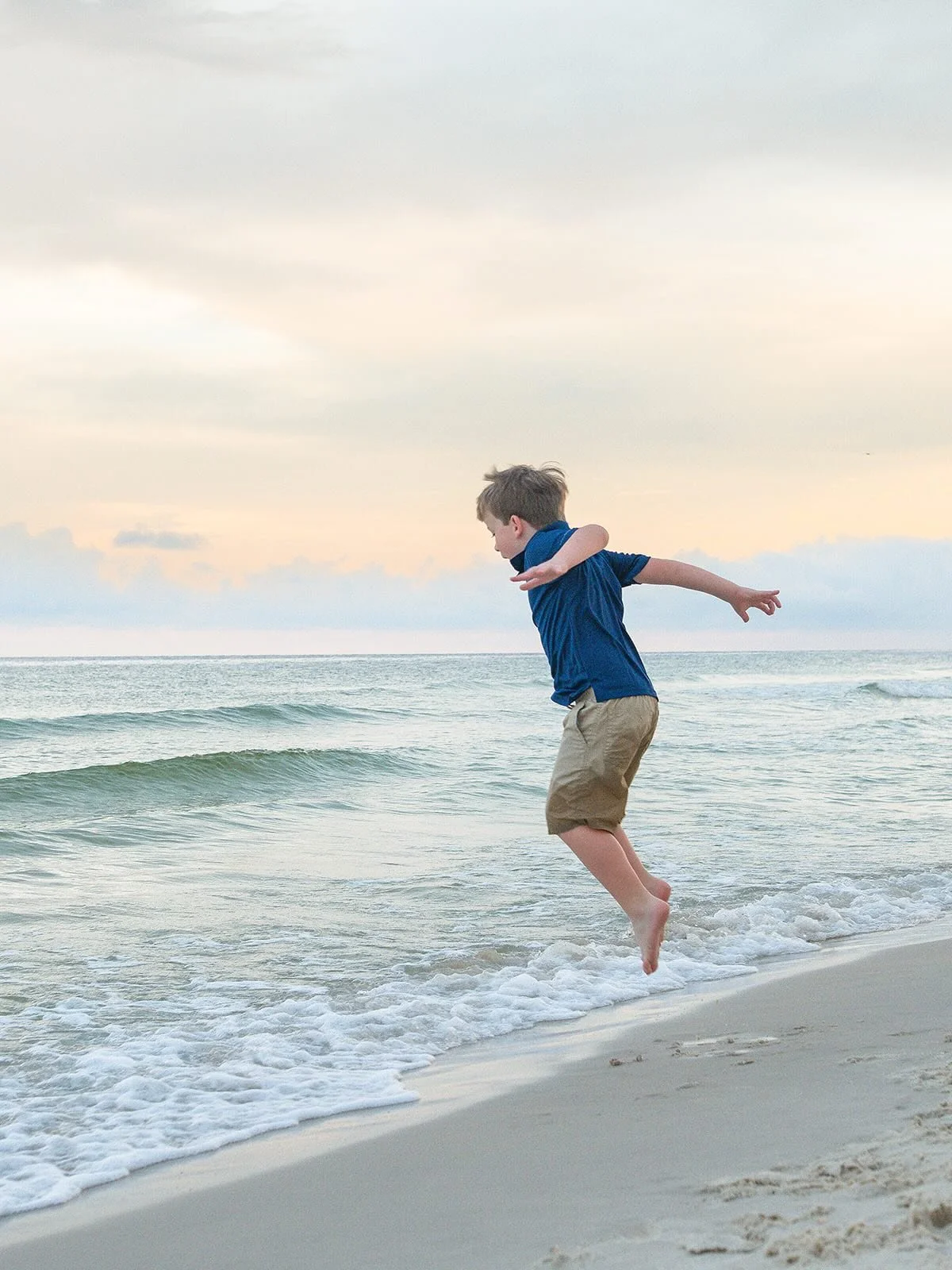Y&rsquo;all come ready to play ! 
My favorite pictures will always be the ones of y&rsquo;all playing and having a good time together. 

Connection &gt; Posed 

Don&rsquo;t worry I&rsquo;ll get that posed shot for you too! 

gulfshores #gulfshorespho