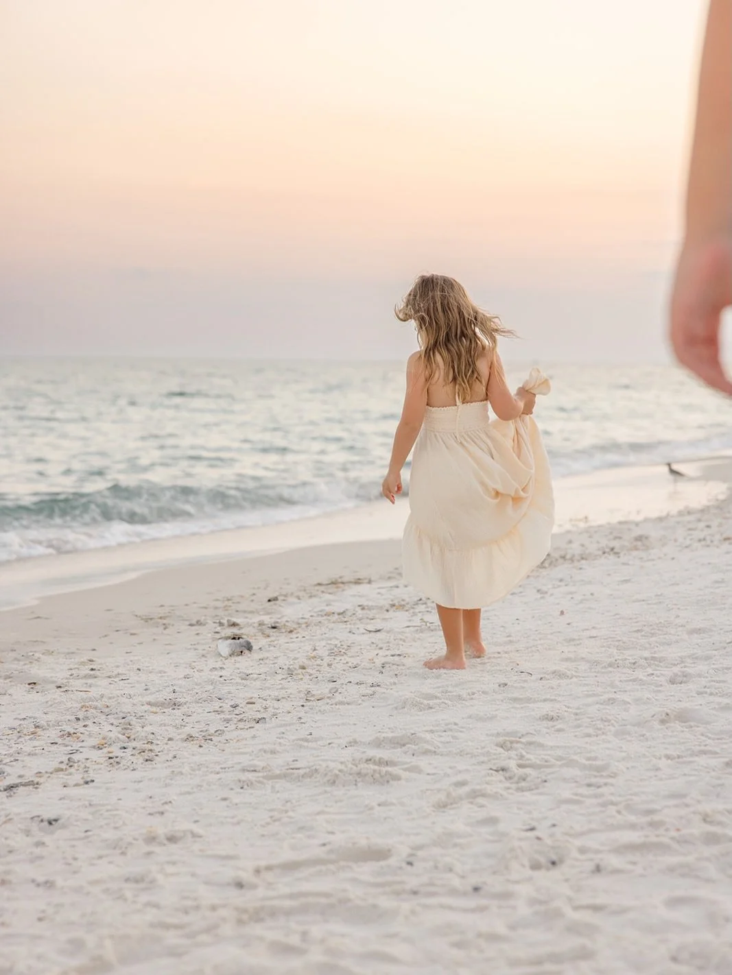 Would you wear neutrals or color for your beach session? 

#familyphotography #gulfshoresphotographer #gulfcoastphotographer #gulfcoastliving