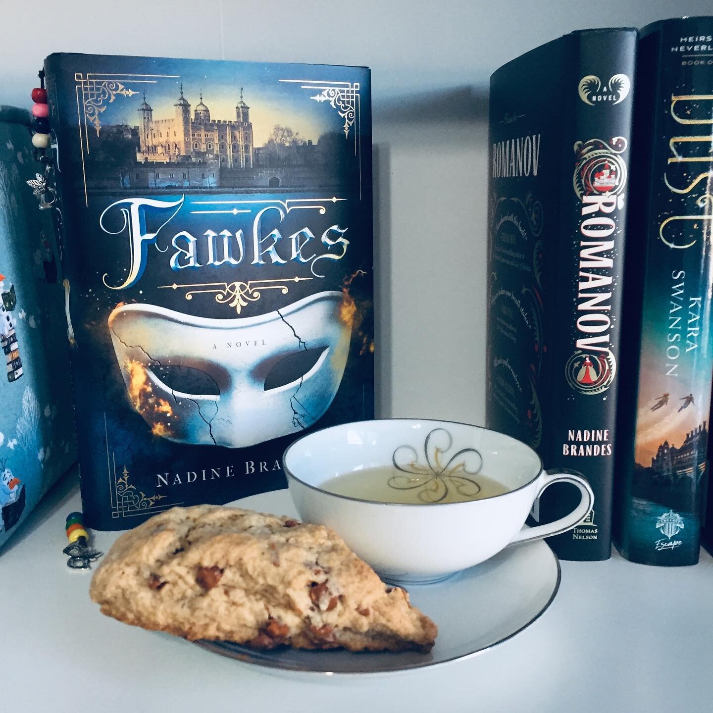 Fawkes Book Review ✨

As I write this, I&rsquo;m enjoying a cup of peppermint tea and a cinnamon scone from Pudding Lane and the @inkdrinkerbookbox. :)

The first time I started to read this, I put it down when I realized there was magic. I thought i