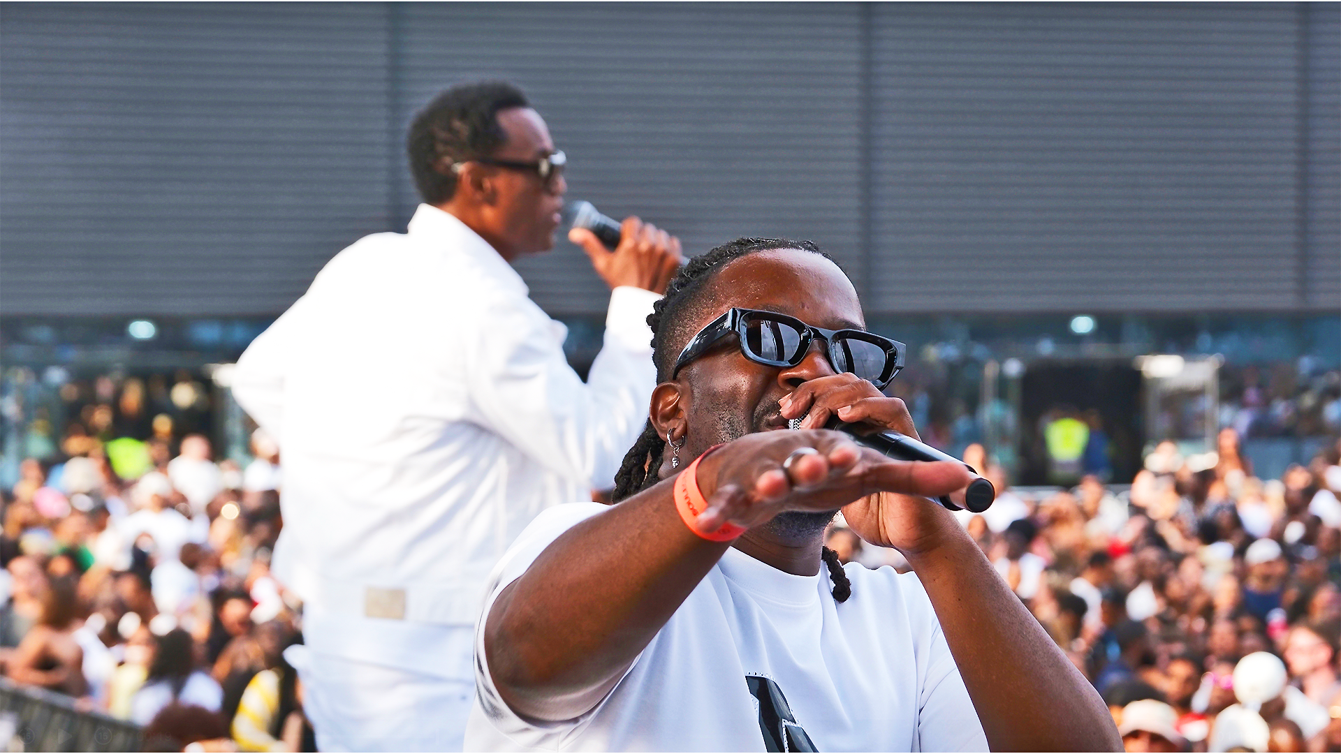 Wayne Wonder 2-1.png