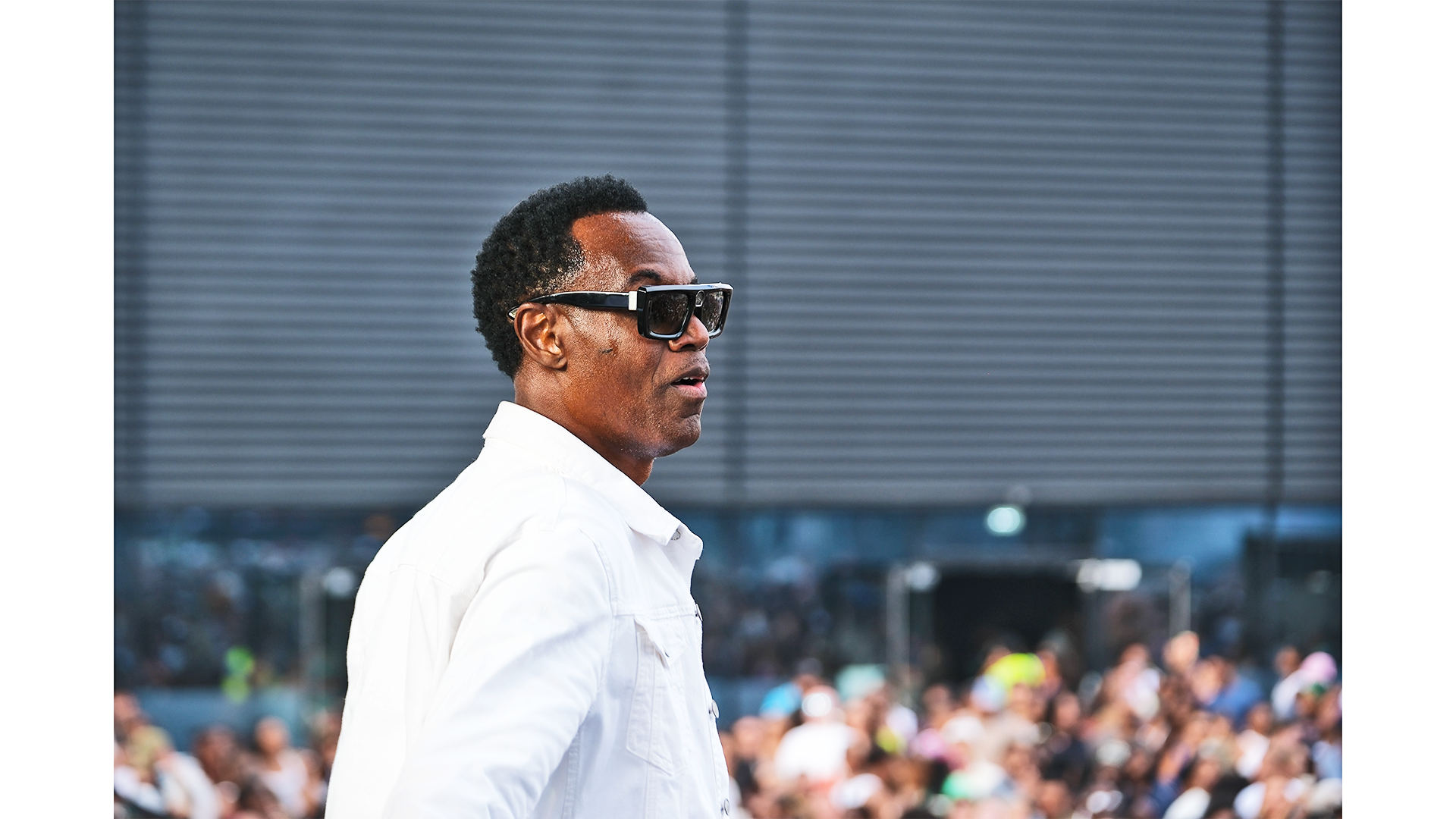 Wayne Wonder 2-2-2.png