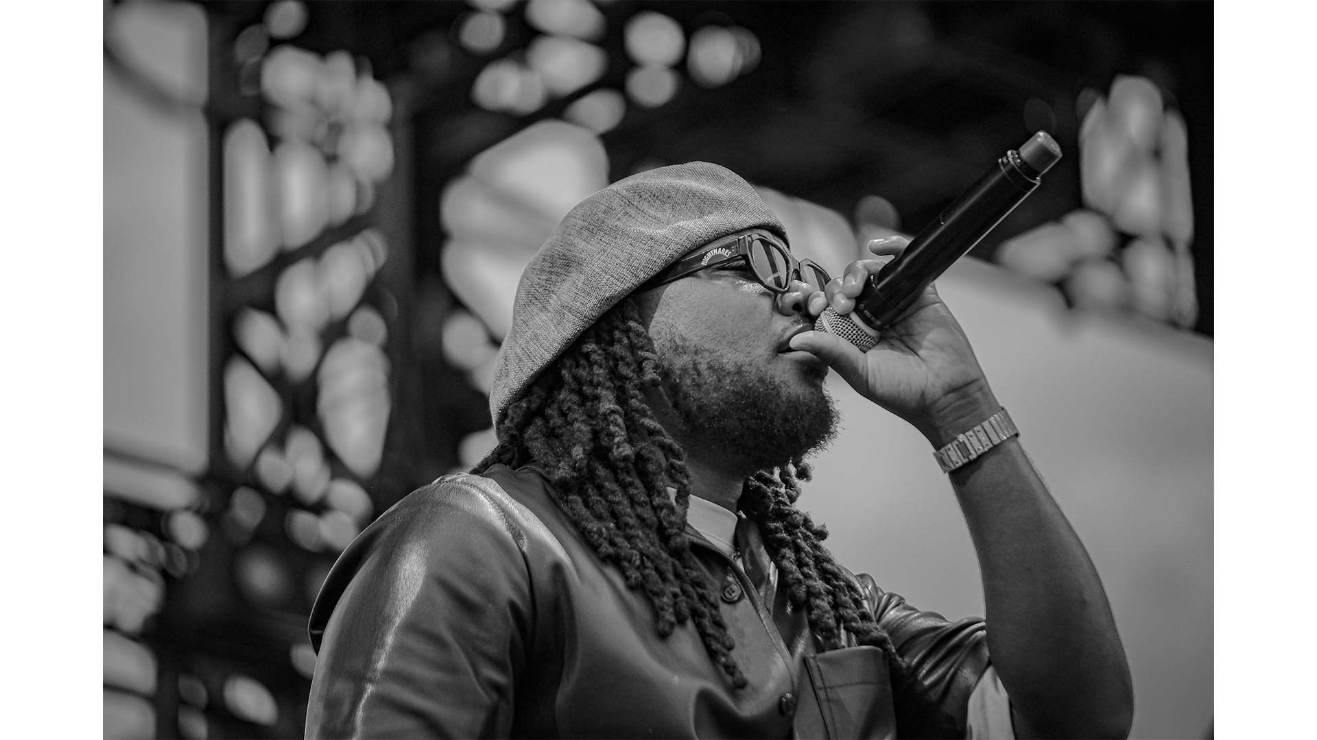 LEON THOMAS 1.png