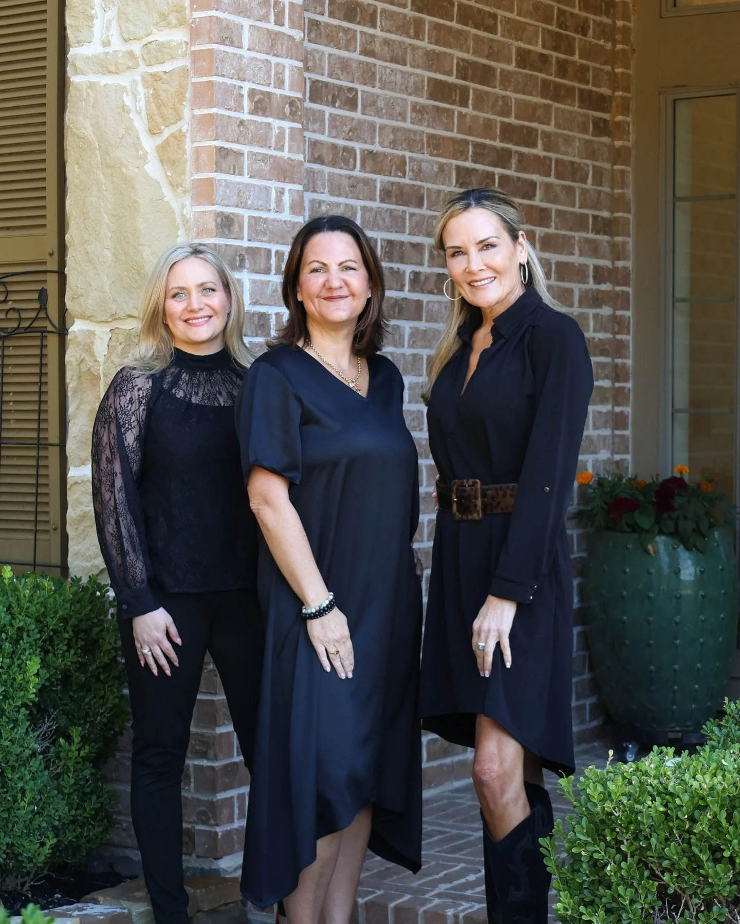 Strong teamwork, stronger results. 💪⁠
⁠
This year, JMG grew, learned, and celebrated right alongside our clients, and we couldn&rsquo;t be more grateful. Every home we help find and every relationship we build fuels our passion to keep raising the b