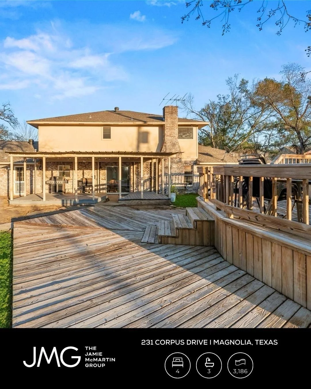 Spring has arrived in Windmill Estates! This oversized lot is the perfect spot for weekend hangouts and letting the kids run free in the fresh air.

Imagine hosting brunch in your chef-inspired kitchen or enjoying the Texas breeze from your extended 