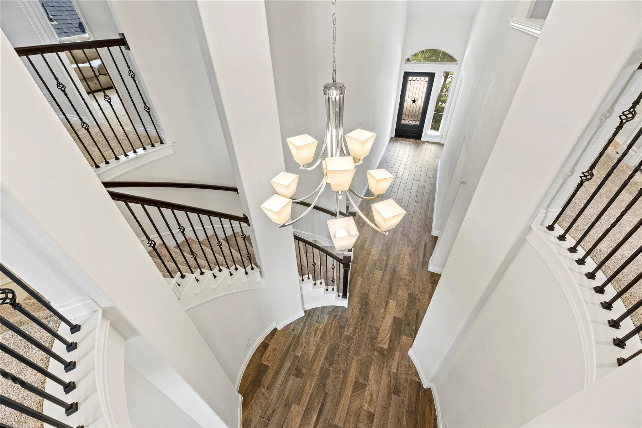 Live where everyday living feels a little more refined. ✨

Set against a peaceful lake backdrop, this Cane Island home blends light-filled interiors, soaring ceilings, and seamless open spaces made for both quiet mornings and lively gatherings. A che