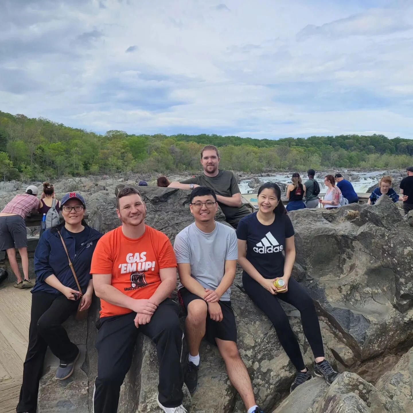 Had a great time with a few of our young adults at Great Falls this weekend. Caught a little rain to cool us off once we reached the falls, and saw a ton of cool critters along the way. Can't wait for more hikes with this awesome crew. 

#greatfallsm