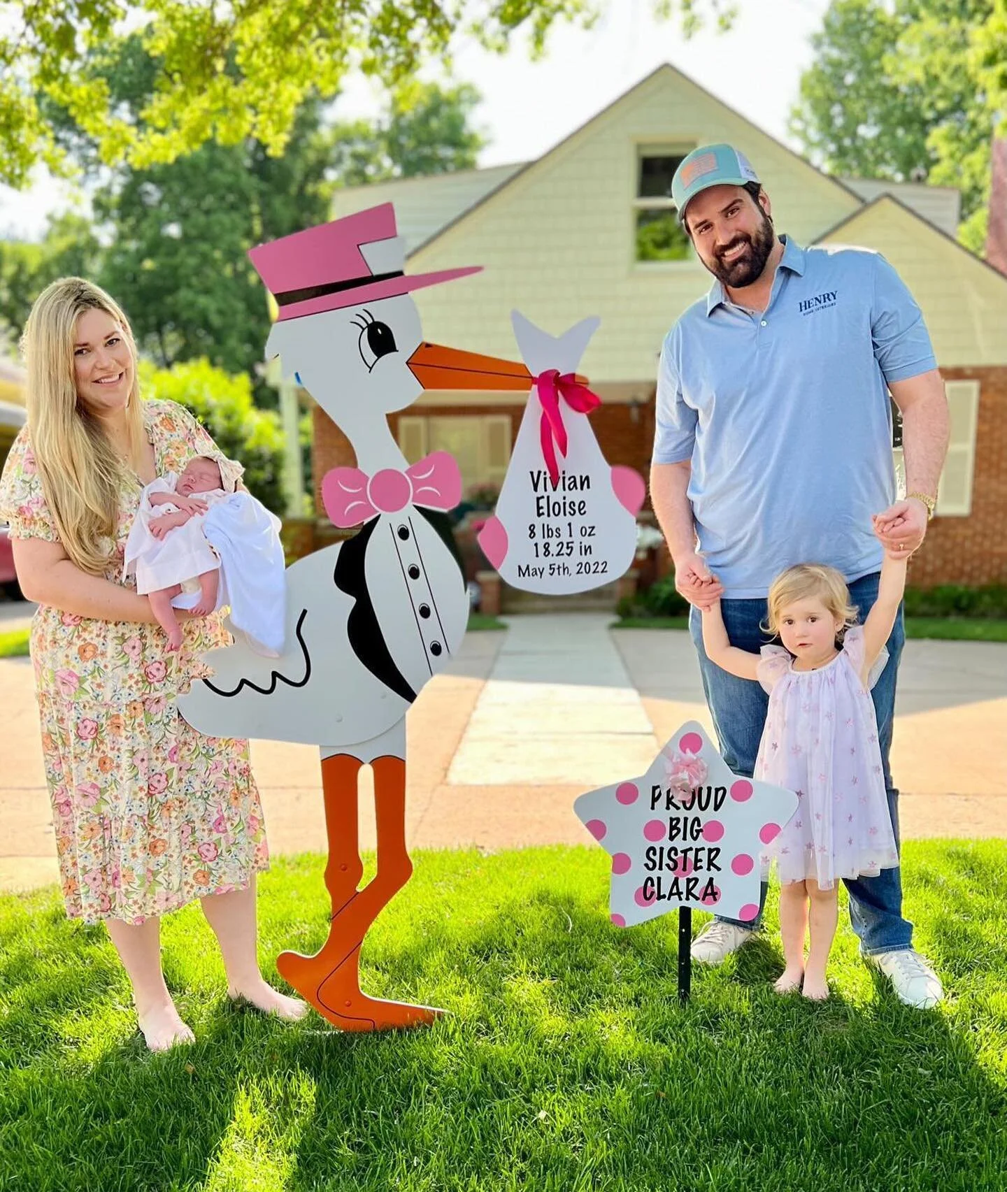 Welcome home Vivian and look at how adorable her big sister Clara is 💖👶🏼 #normanstorks
